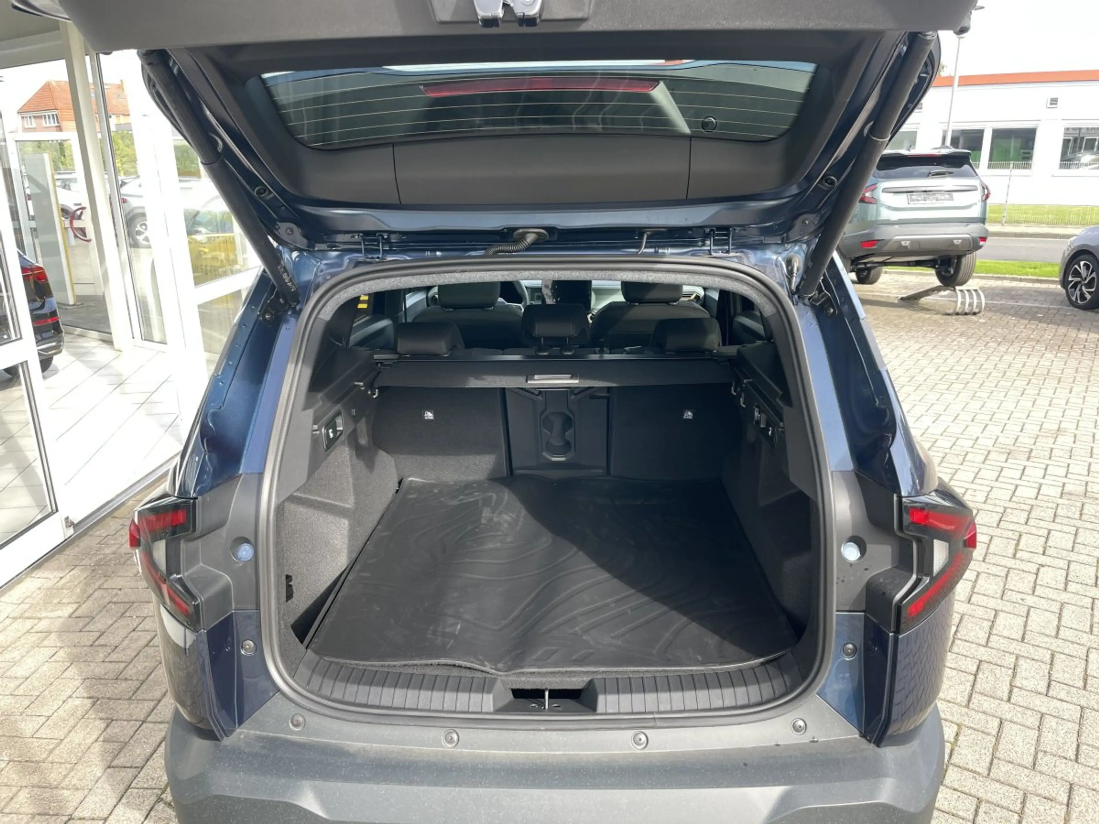 Dacia Bigster Extreme Hybrid 155 Automatik, Panorama-Glasschiebe — photo 9