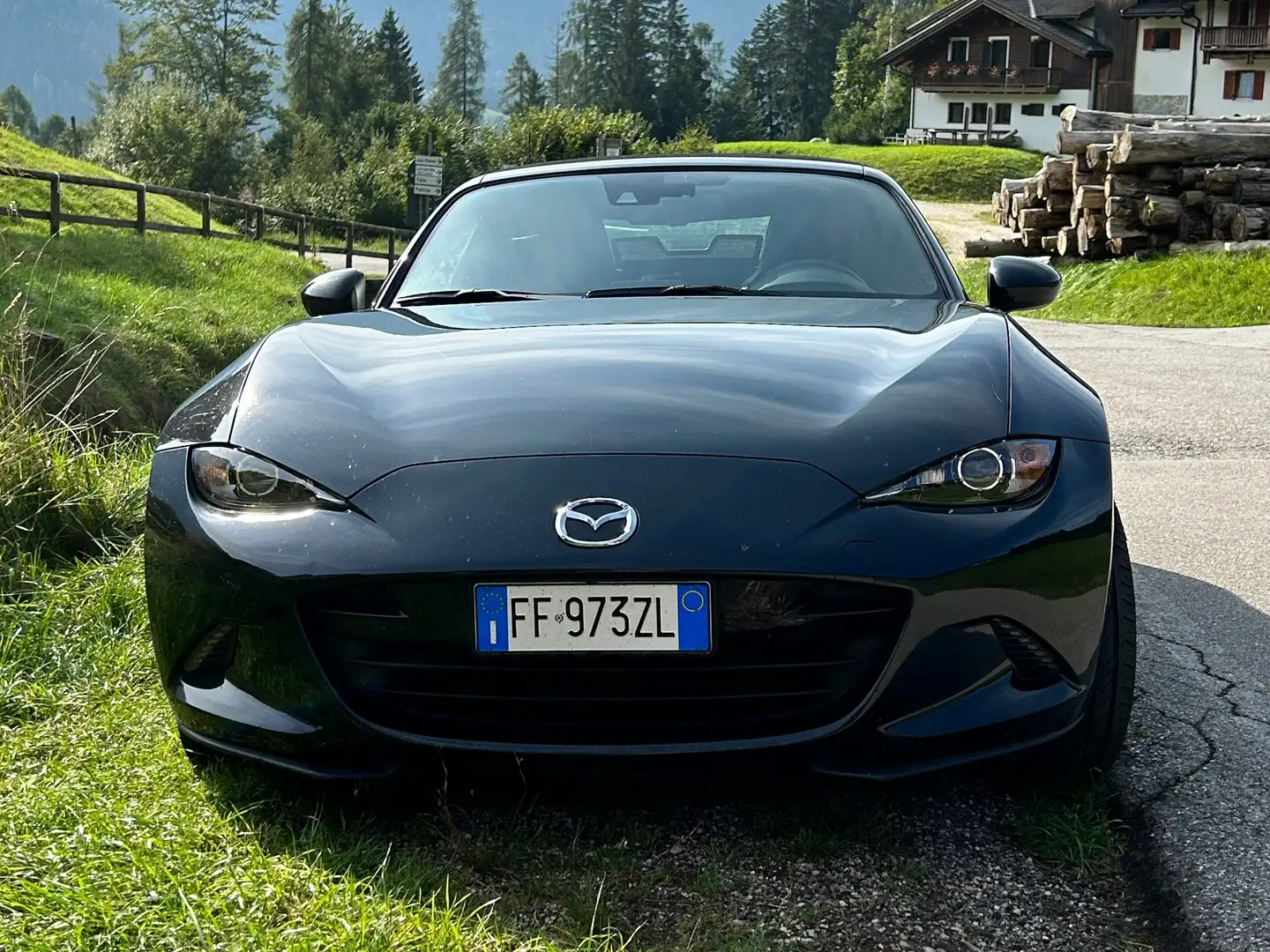 Mazda MX-5 4 Serie Skyactive sport cabrio 2.0 160 CV Černá - 1
