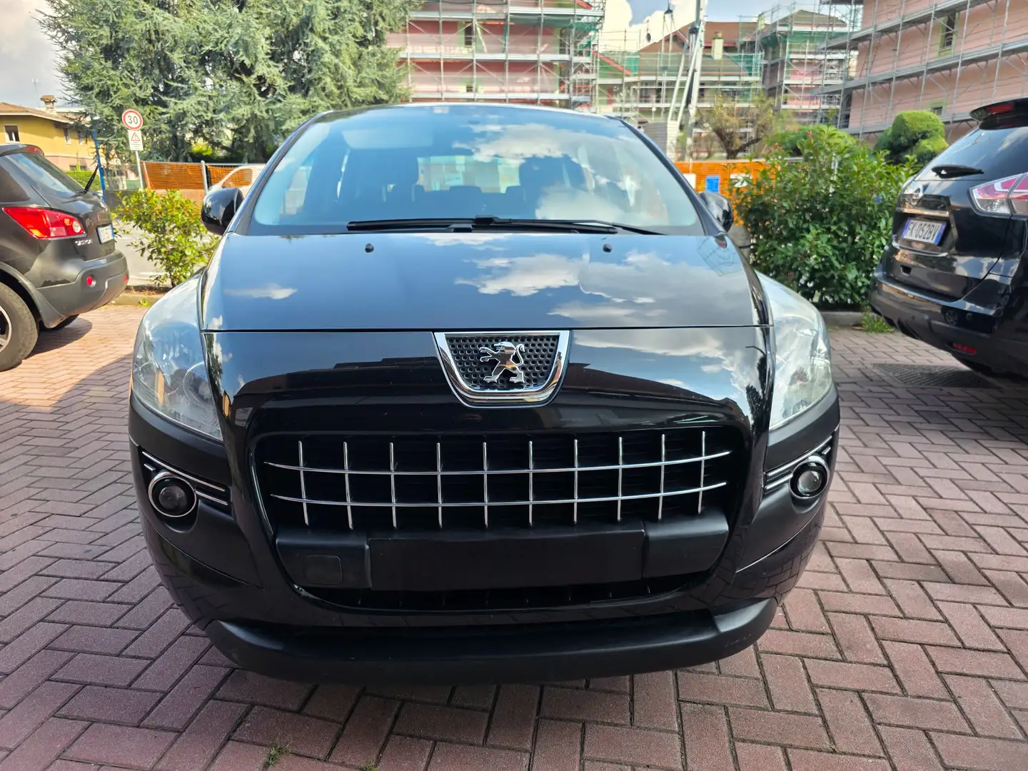 Peugeot 3008 2.0 hdi 16v Active (tecno) 163cv auto Noir - 1