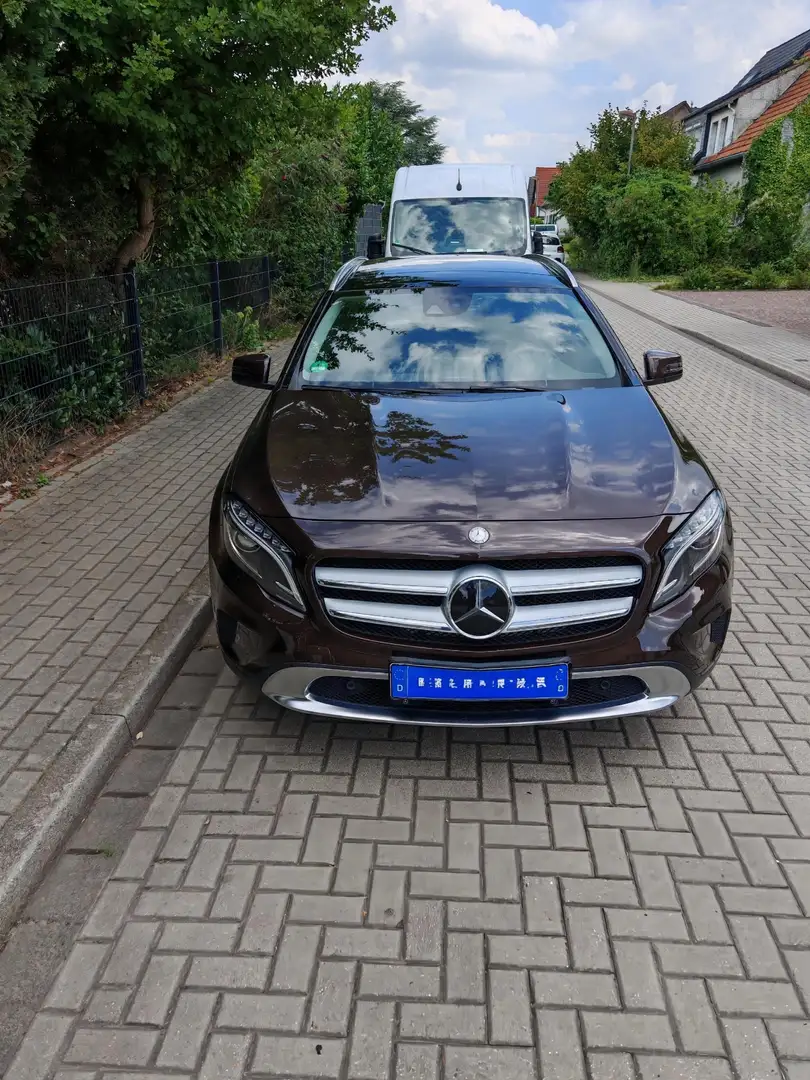 Mercedes-Benz GLA 250 GLA 250 4Matic (156.946) Brun - 1