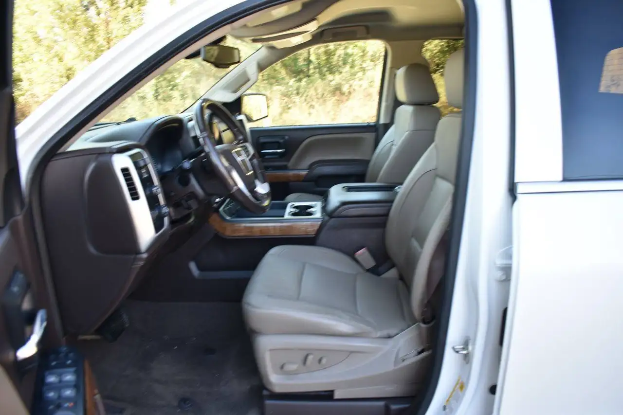 GMC Sierra 1500 fotografie GMC Sierra 1500