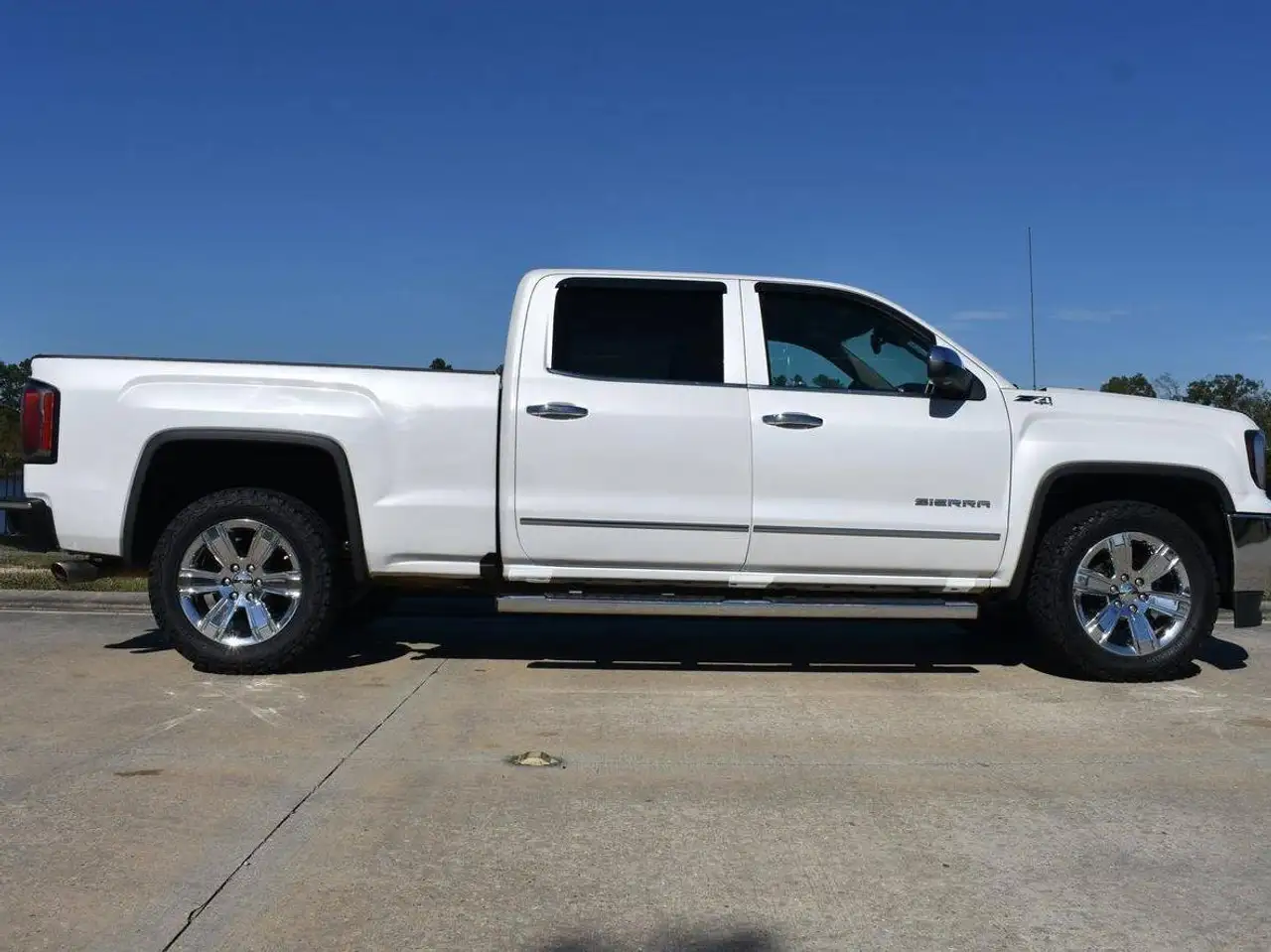 GMC Sierra 1500 fotografie GMC Sierra 1500