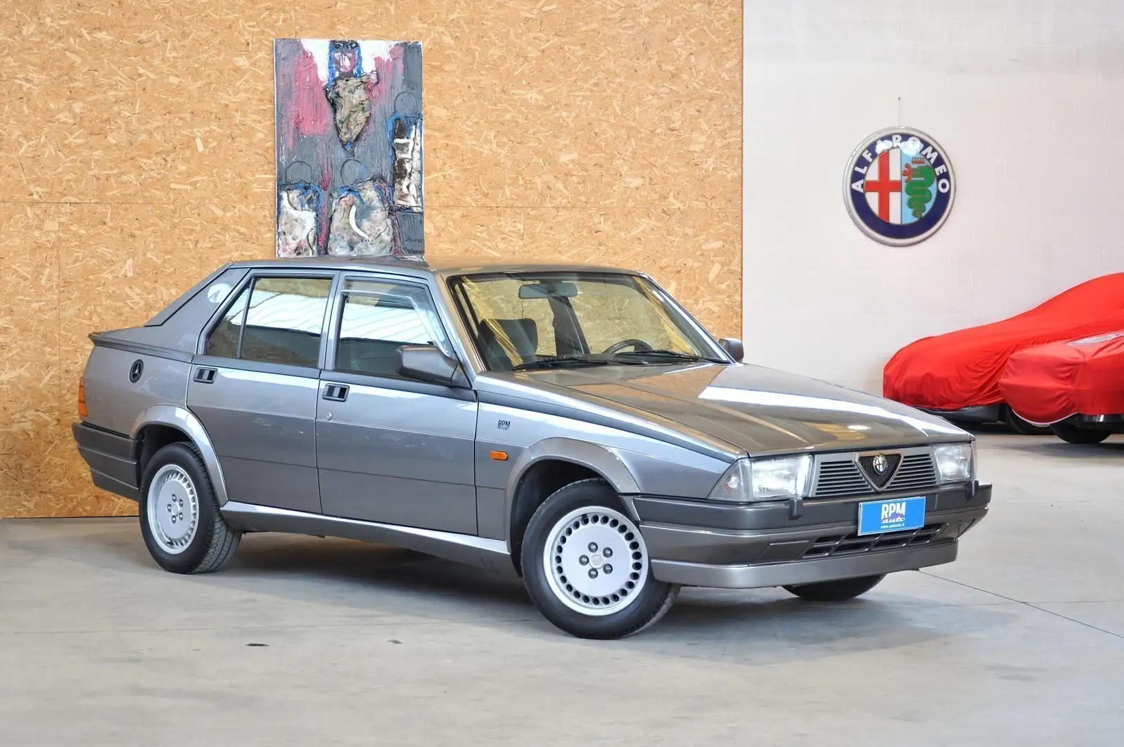Alfa Romeo 75 2.0i Twin Spark CRS targa MI 1a serie Grau - 2