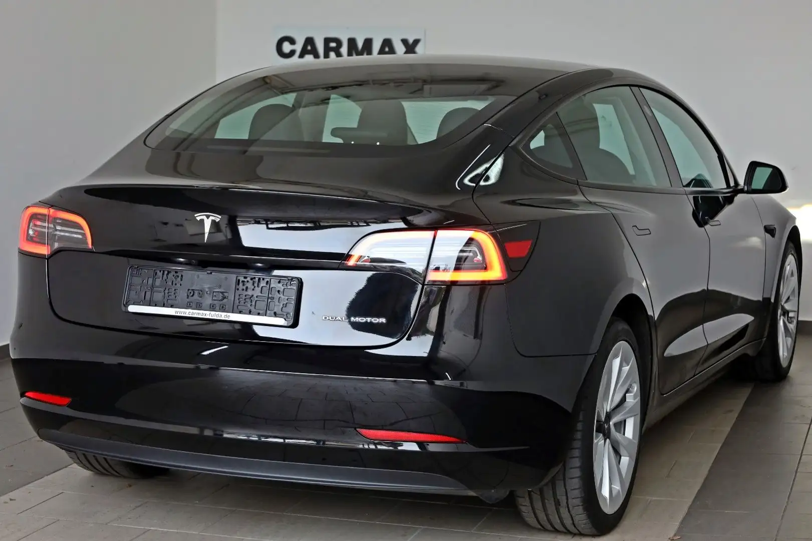Tesla Model 3 Long Range DualAWD,Leder,Kamera,Facelift Чёрный - 2