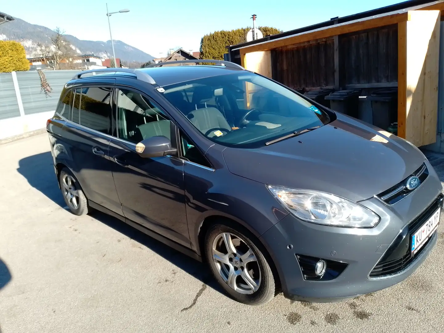 Ford Grand C-Max C-MAX Titanium 1,6 TDCi DPF Titanium Silber - 2