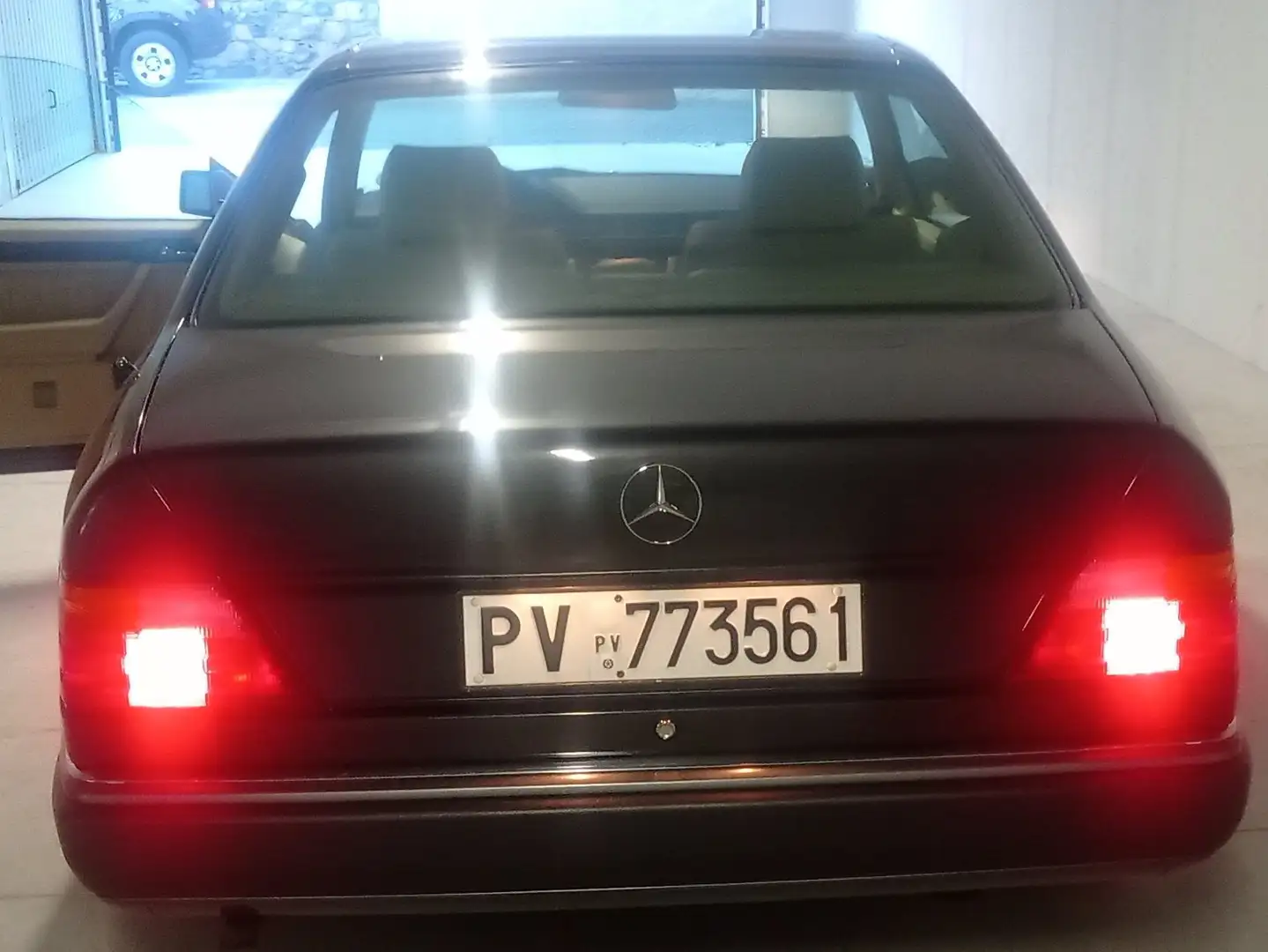 Mercedes-Benz CE 200 (124) Sportline Noir - 2