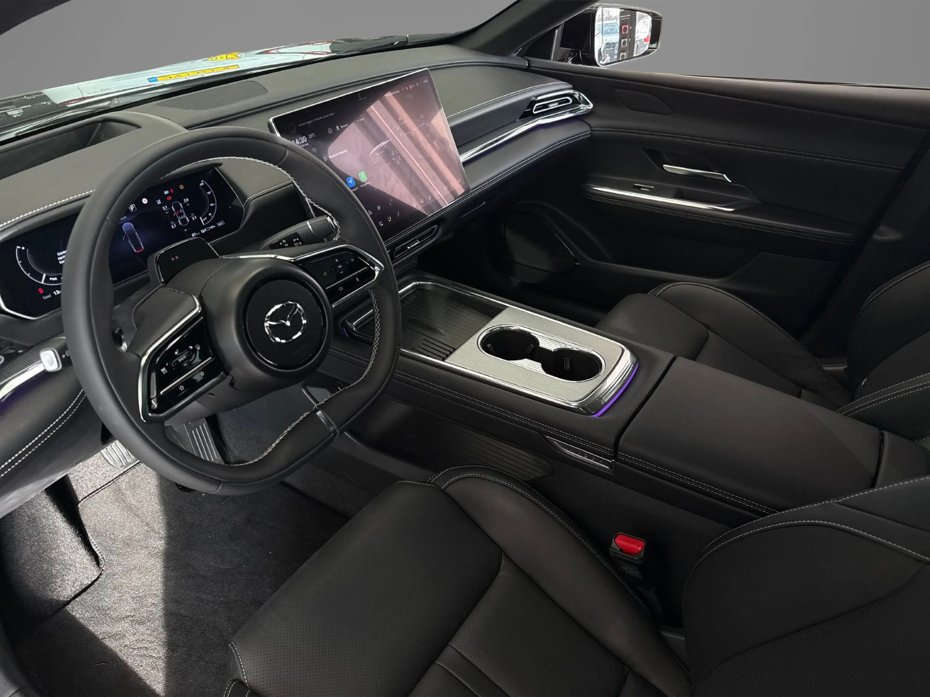 Mazda 6e Takumi 68.8 kWh diverse kleuren beschikbaar — photo 11