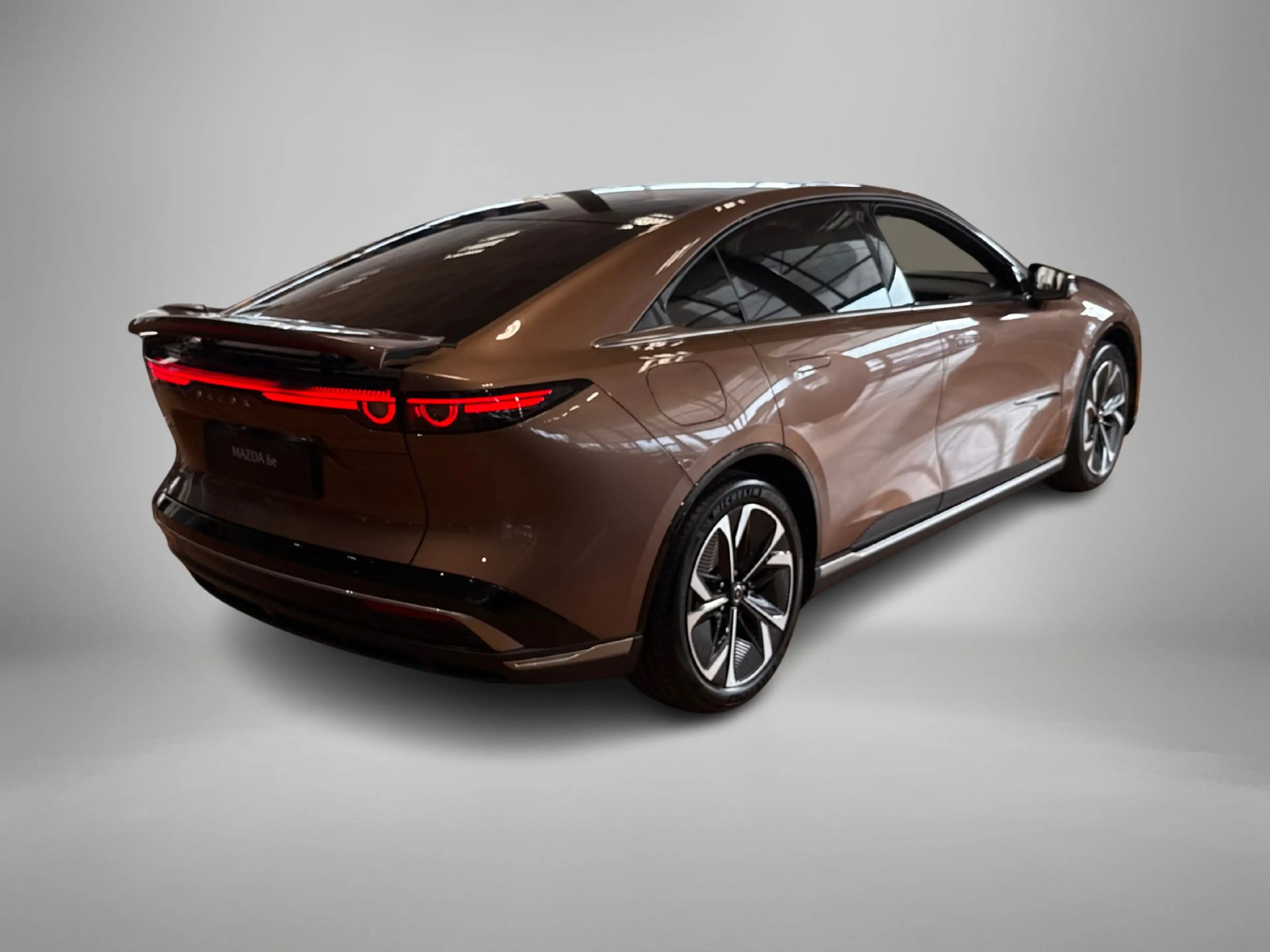 Mazda 6e Takumi 68.8 kWh diverse kleuren beschikbaar — photo 5