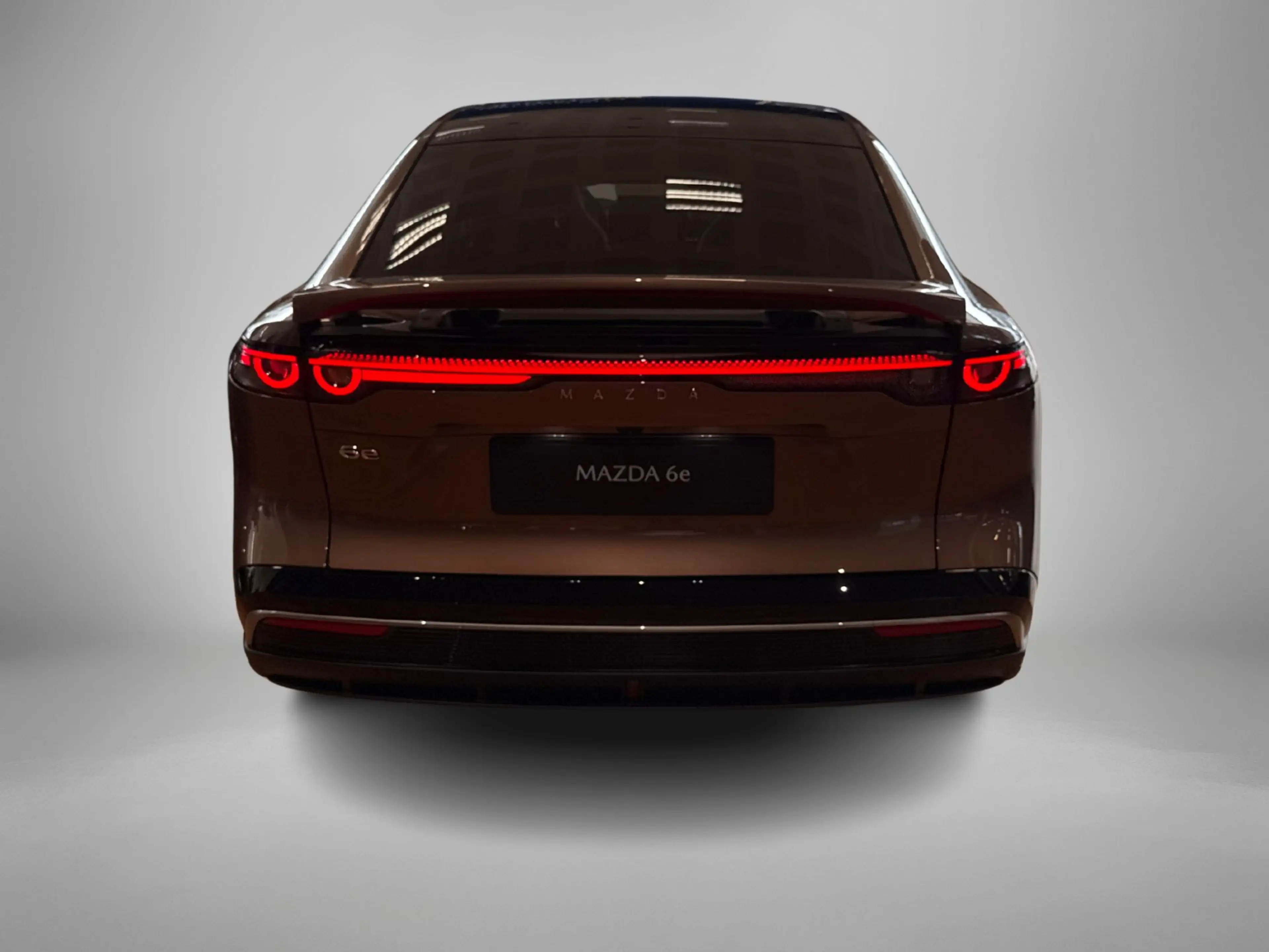 Mazda 6e Takumi 68.8 kWh diverse kleuren beschikbaar — photo 7