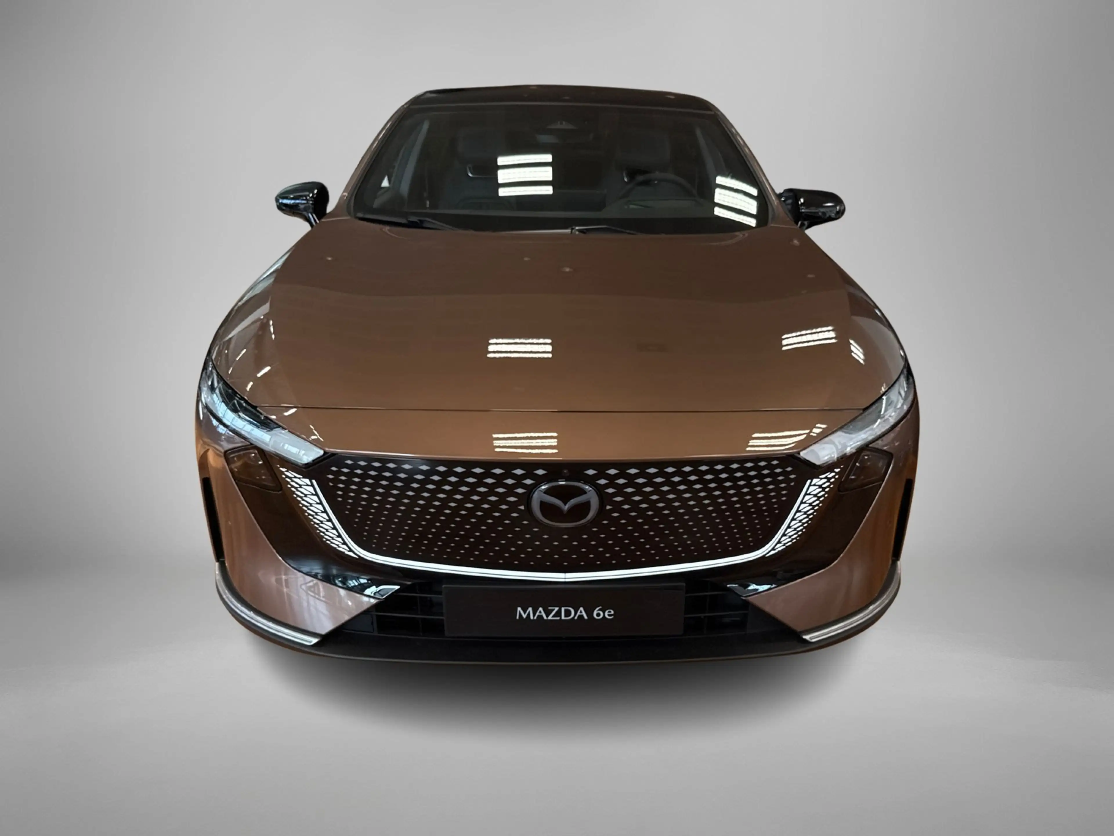 Mazda 6e Takumi 68.8 kWh diverse kleuren beschikbaar — photo 6