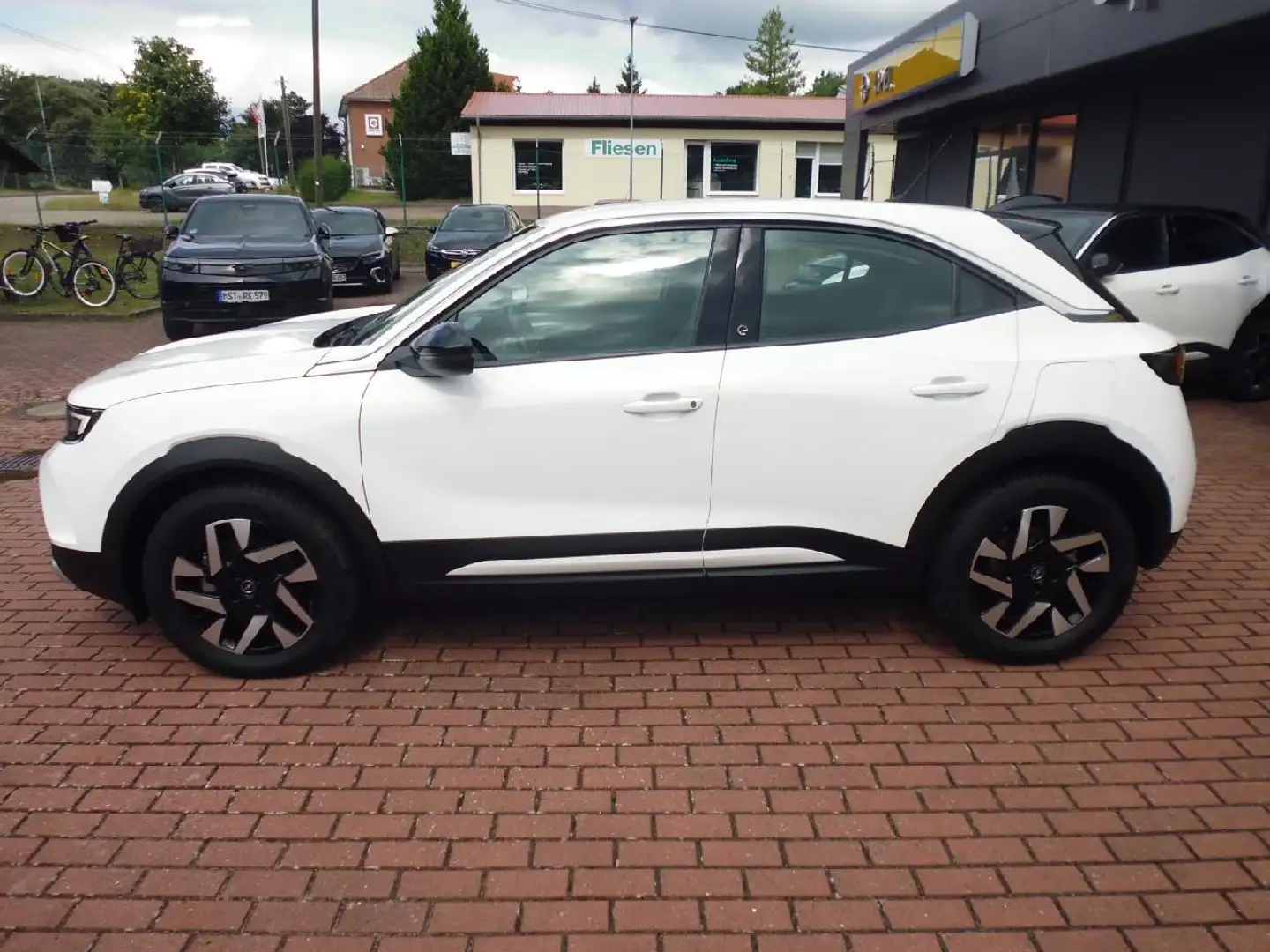 Opel Mokka-E e Elegance Weiß - 2