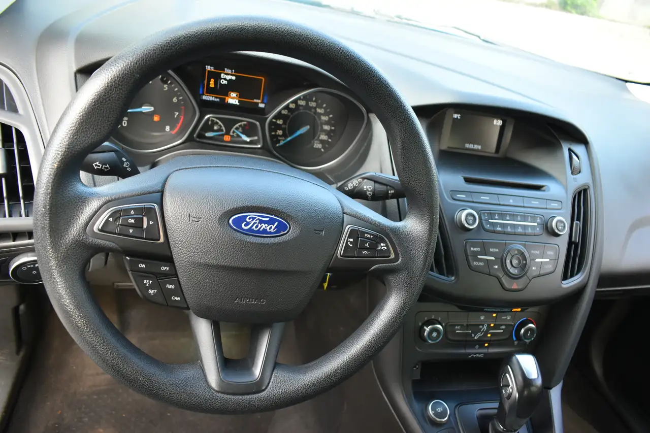 Ford Focus снимка Ford Focus