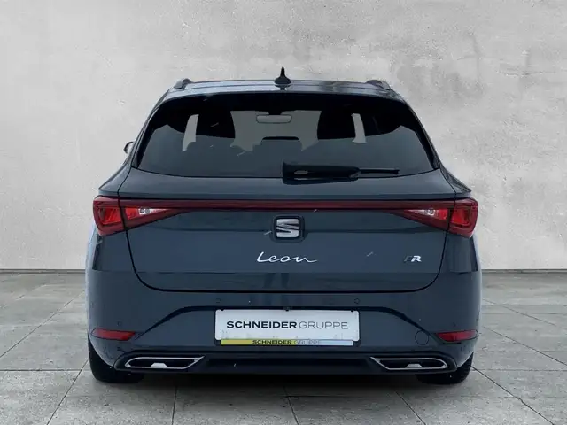 Seat Leon view 4