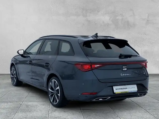 Seat Leon view 3