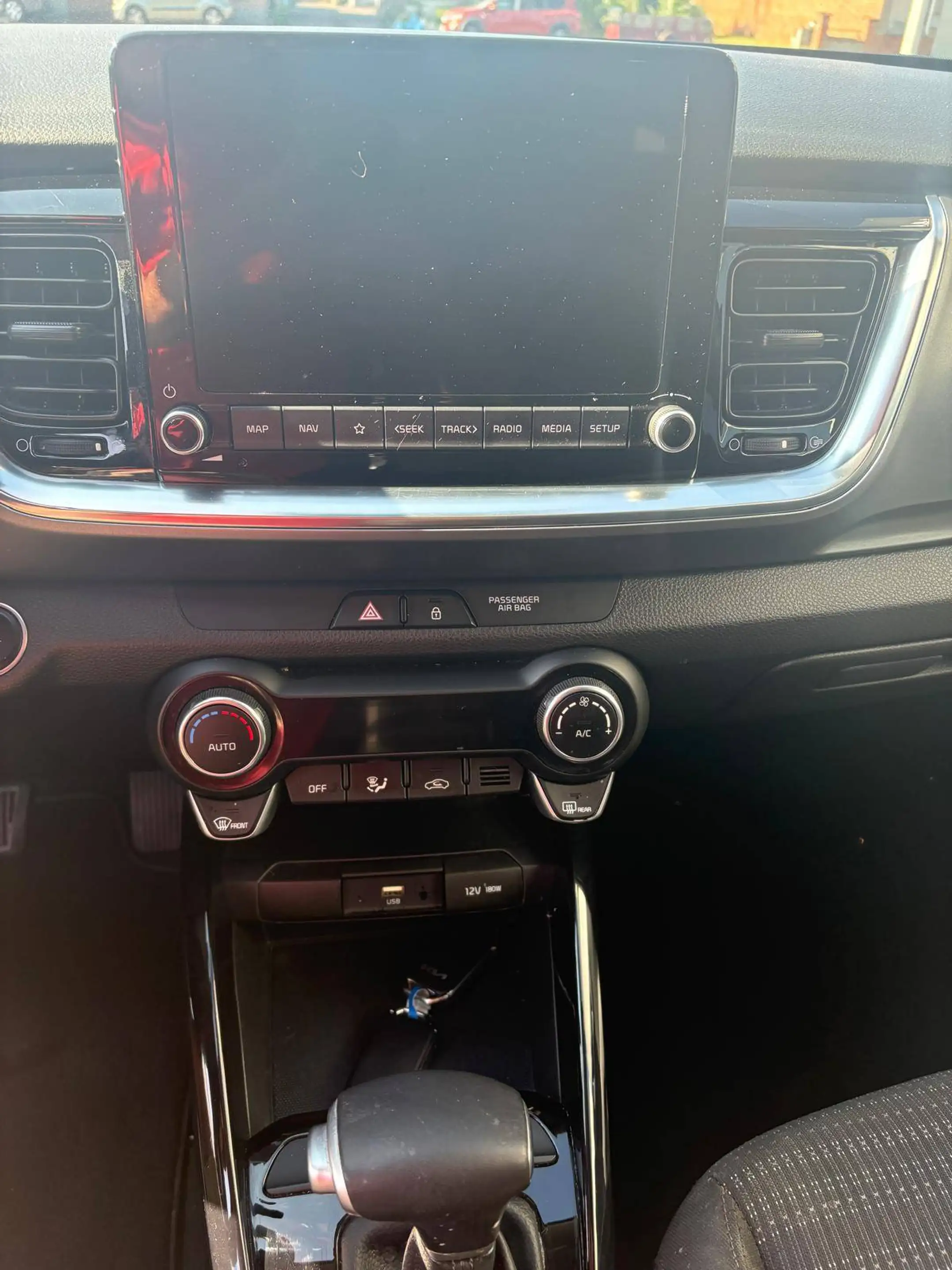 Kia Stonic Stonic 1.0 T Pulse ISG DCT — photo 9