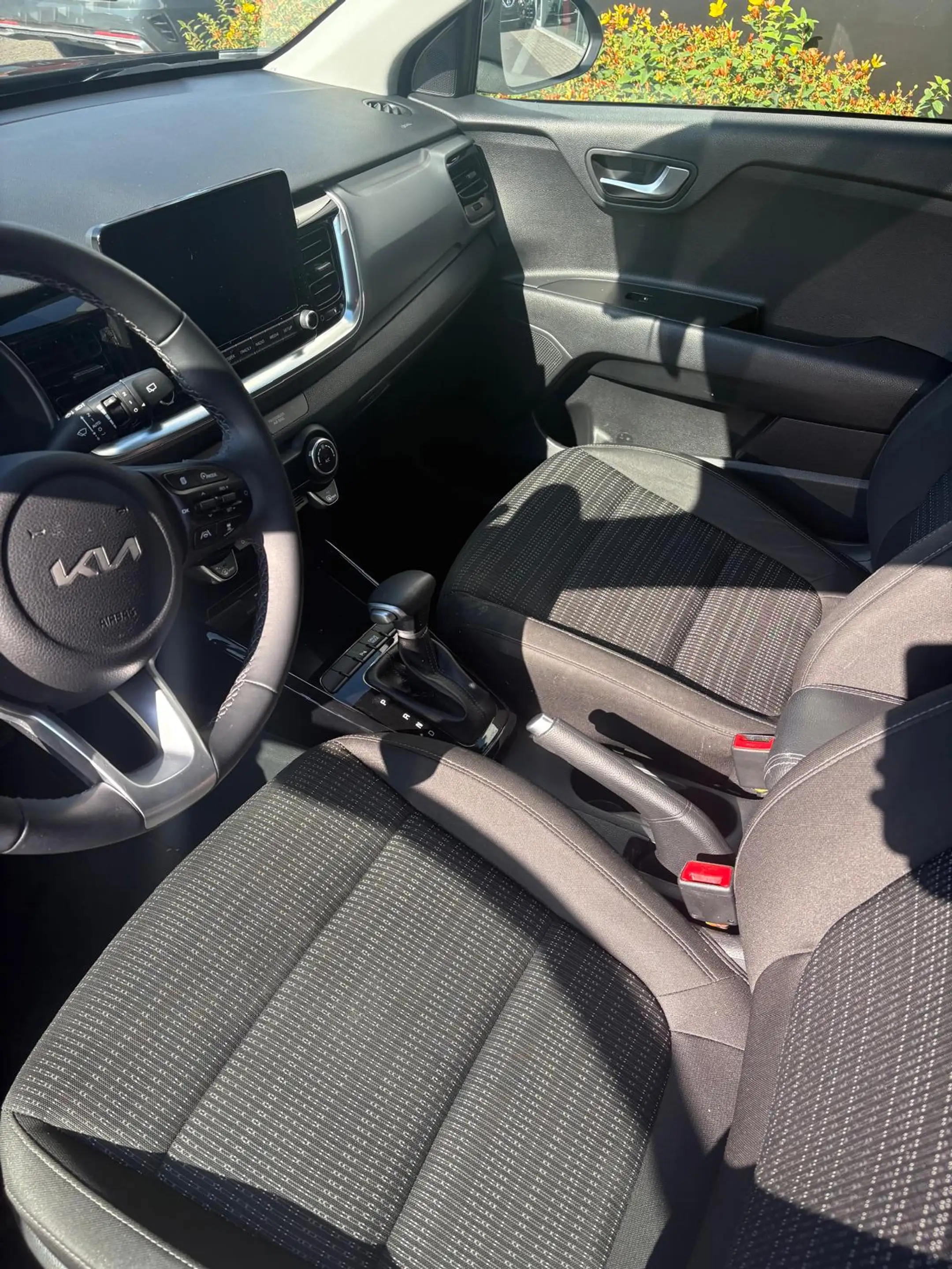 Kia Stonic Stonic 1.0 T Pulse ISG DCT — photo 7