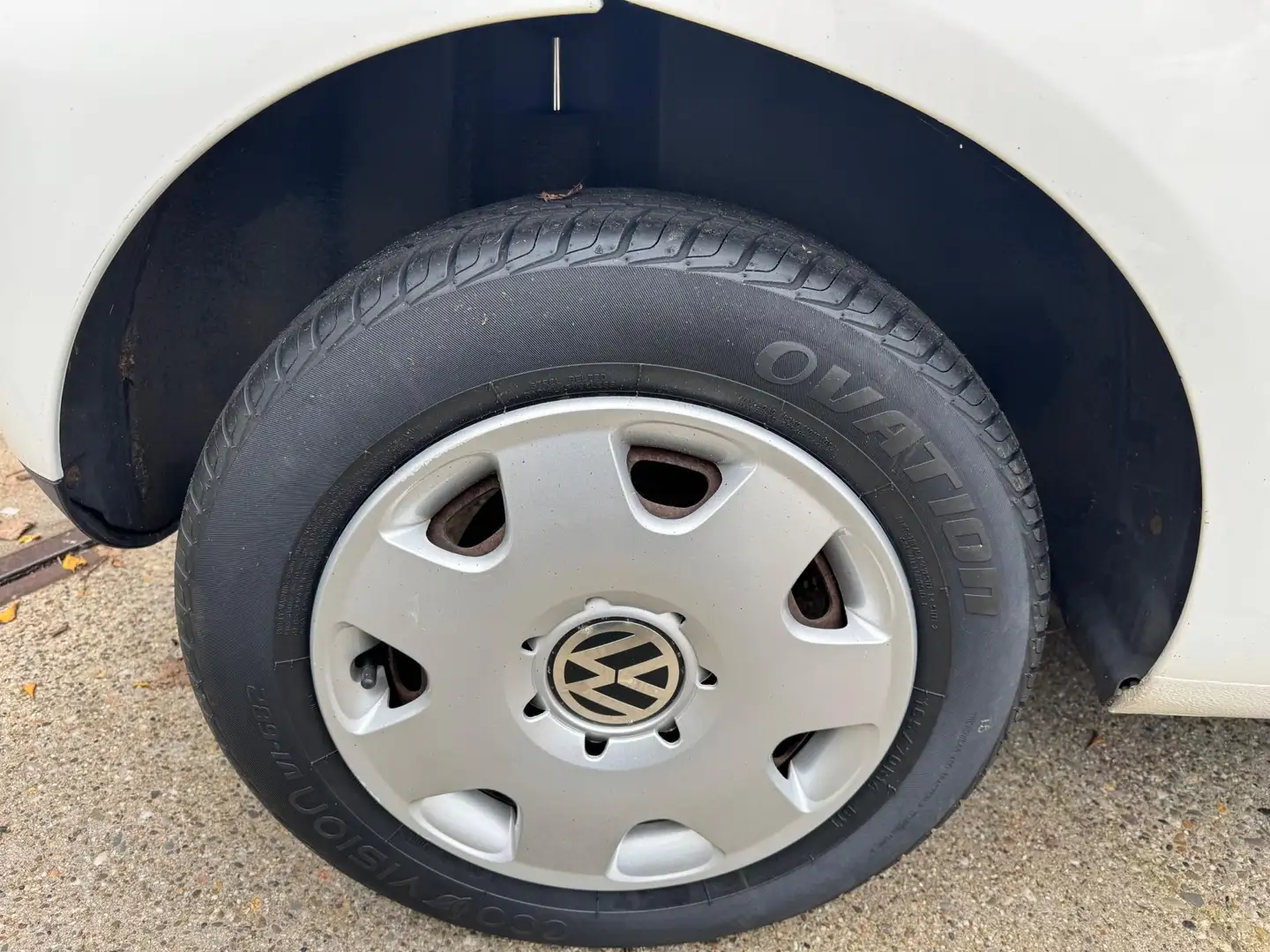 Volkswagen Fox 1.2 Trendline bijela - 2