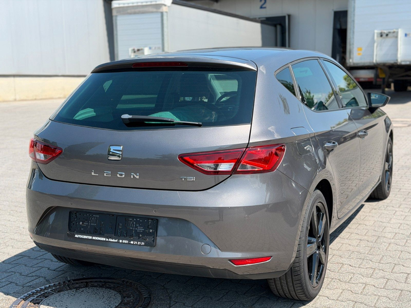 SEAT Leon Connect *Full Link *Sitzheizung *PDC *Tüv — photo 9