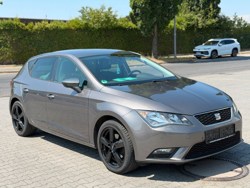 SEAT Leon Connect *Full Link *Sitzheizung *PDC *Tüv — photo 7
