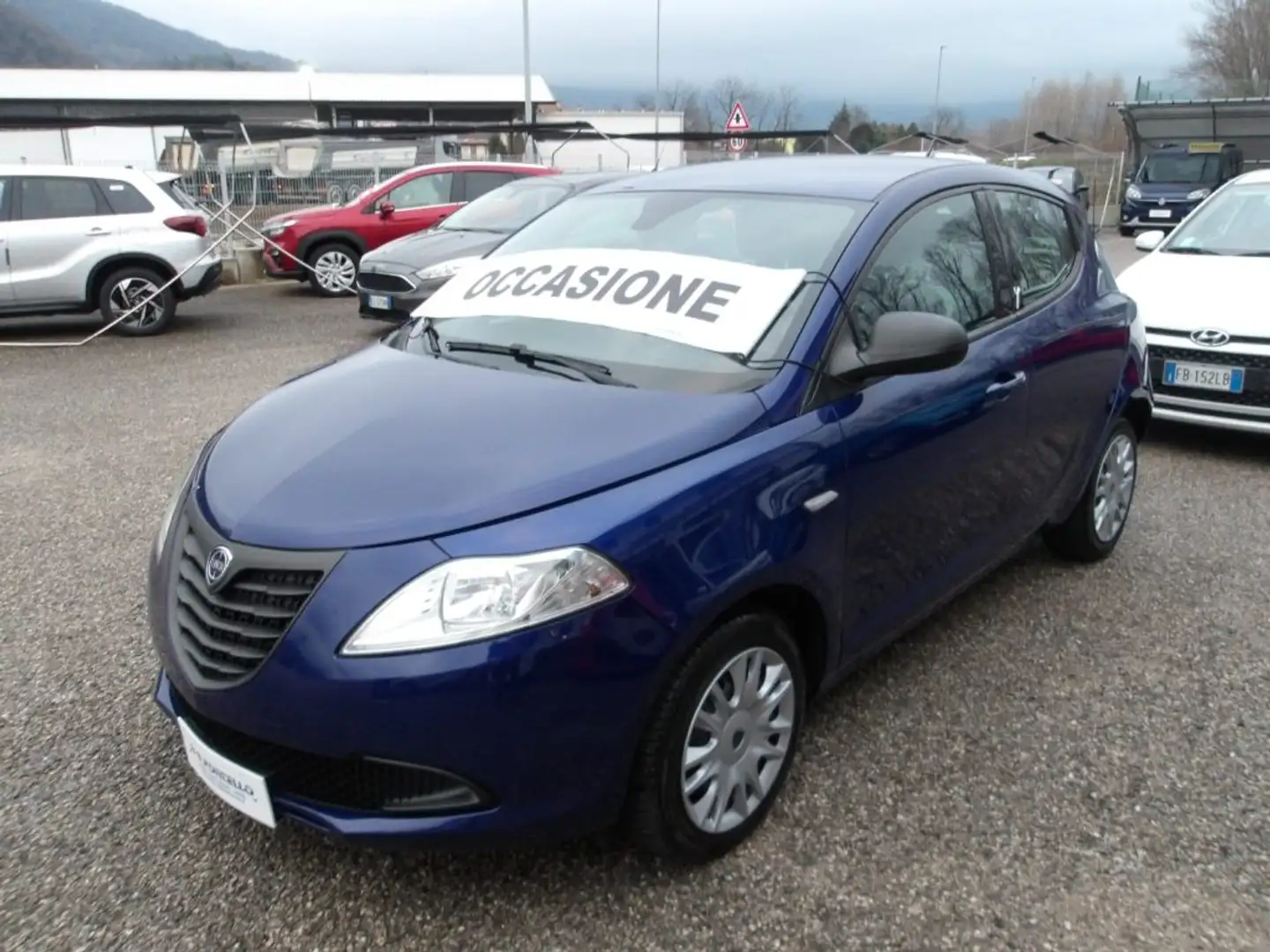 Lancia Ypsilon 1.2 69 CV CINGHIA NUOVA Azul - 2