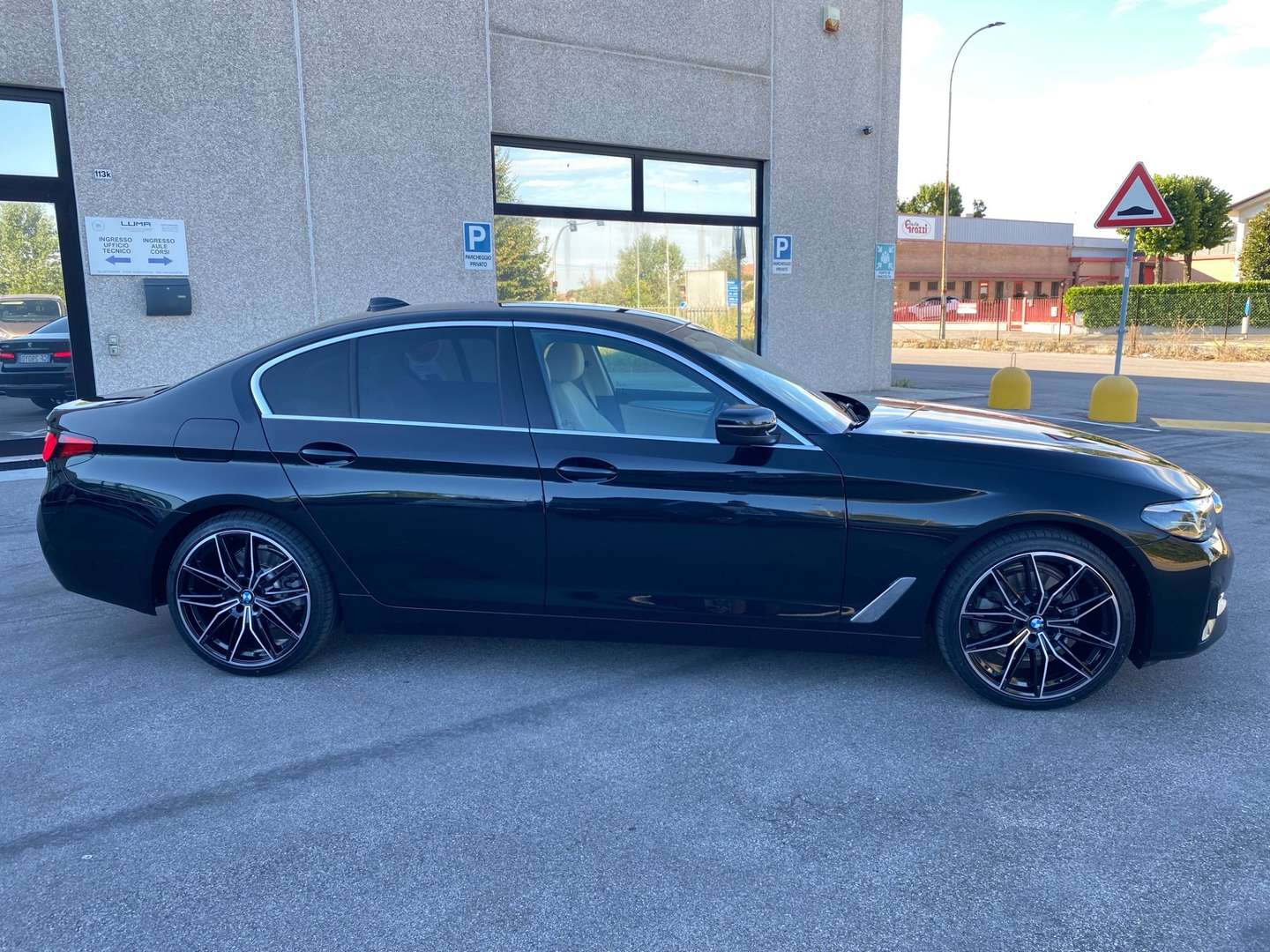 BMW Série 5 Business 520d -  - Joinsteer - #4