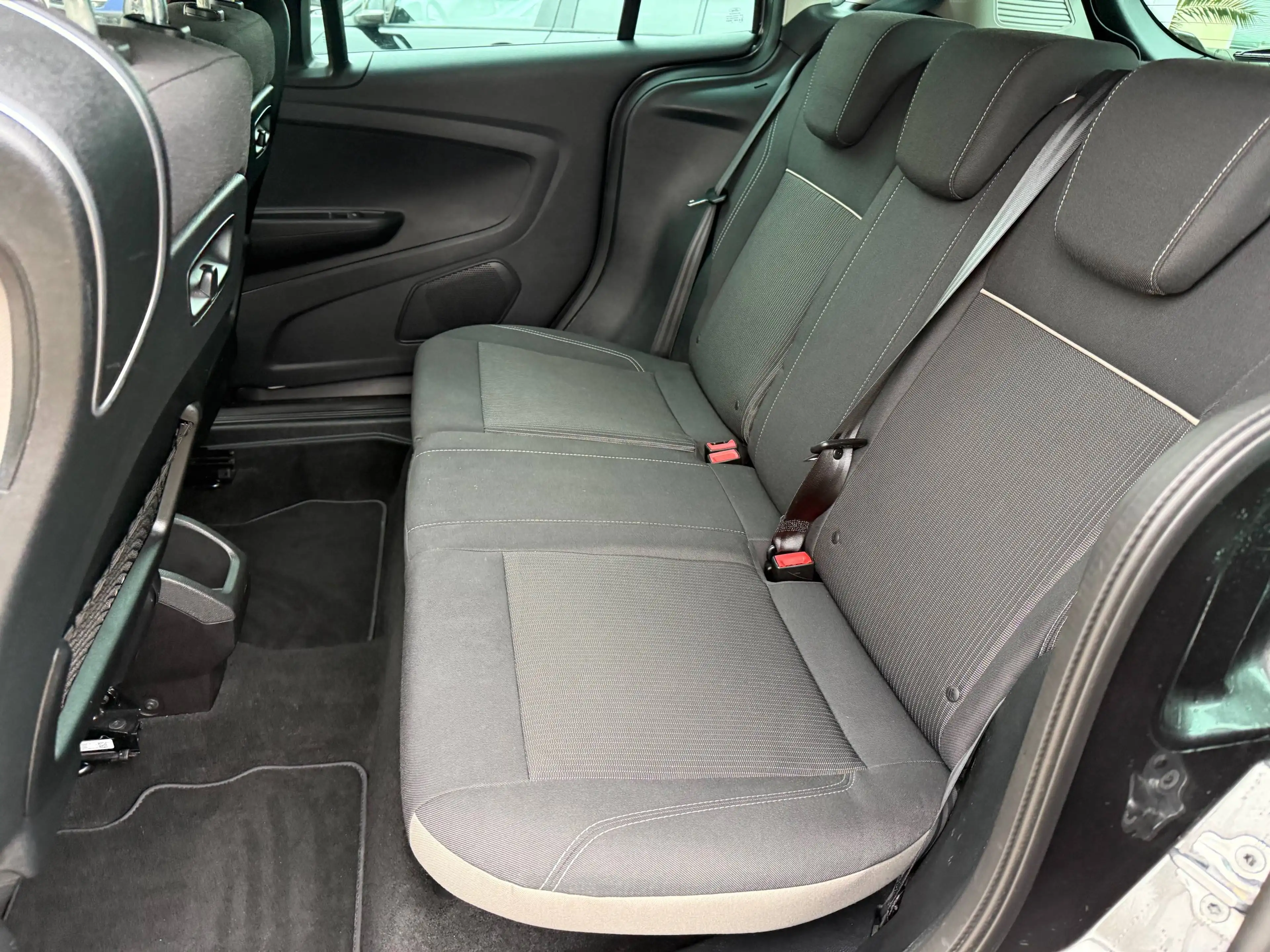 Ford B-Max Colourline - TÜV 02.2028. - AHK - — photo 14
