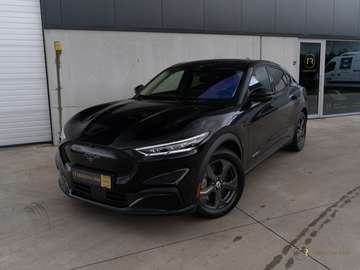 Standard Range l Pano l Memory l B&O