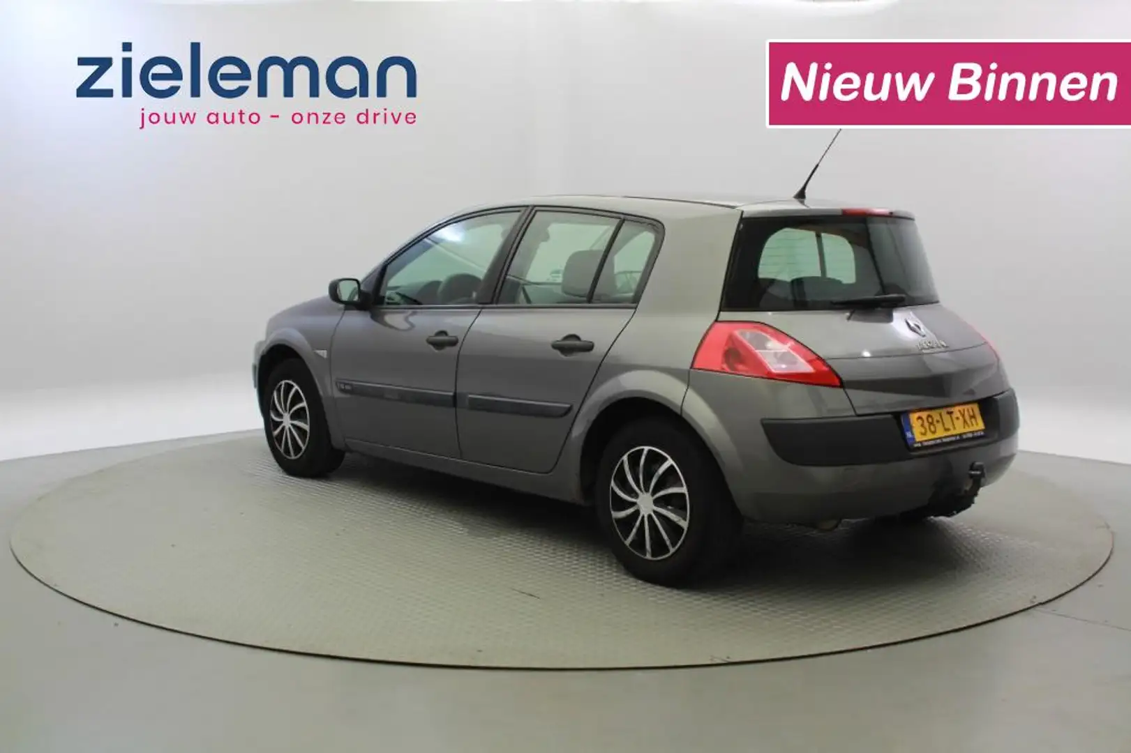 Renault Megane 1.6 16V Expression comfort - Airco, Cruise Grijs - 2