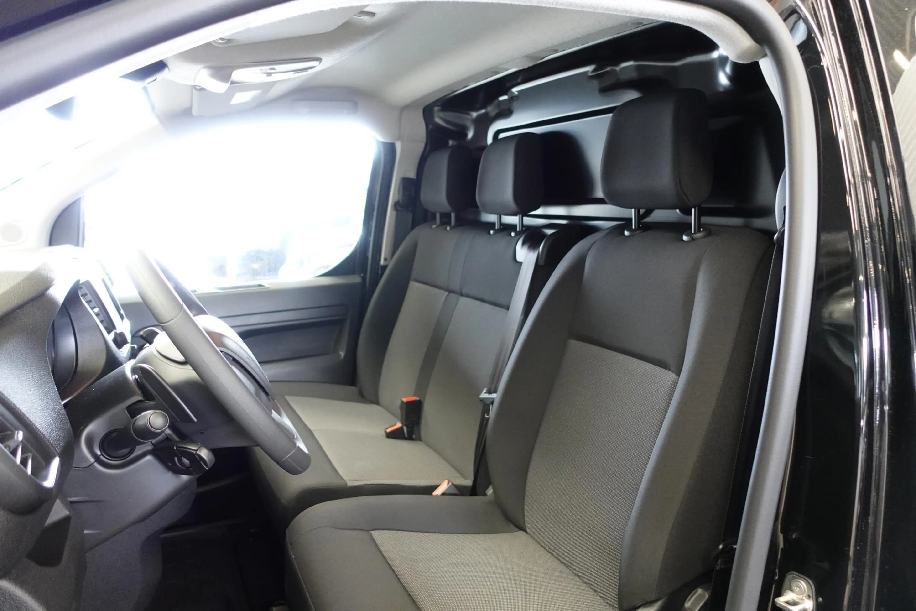Peugeot Expert 2.0 BlueHDI 145PK L3 Automaat Trekhaak Airco navig — photo 20