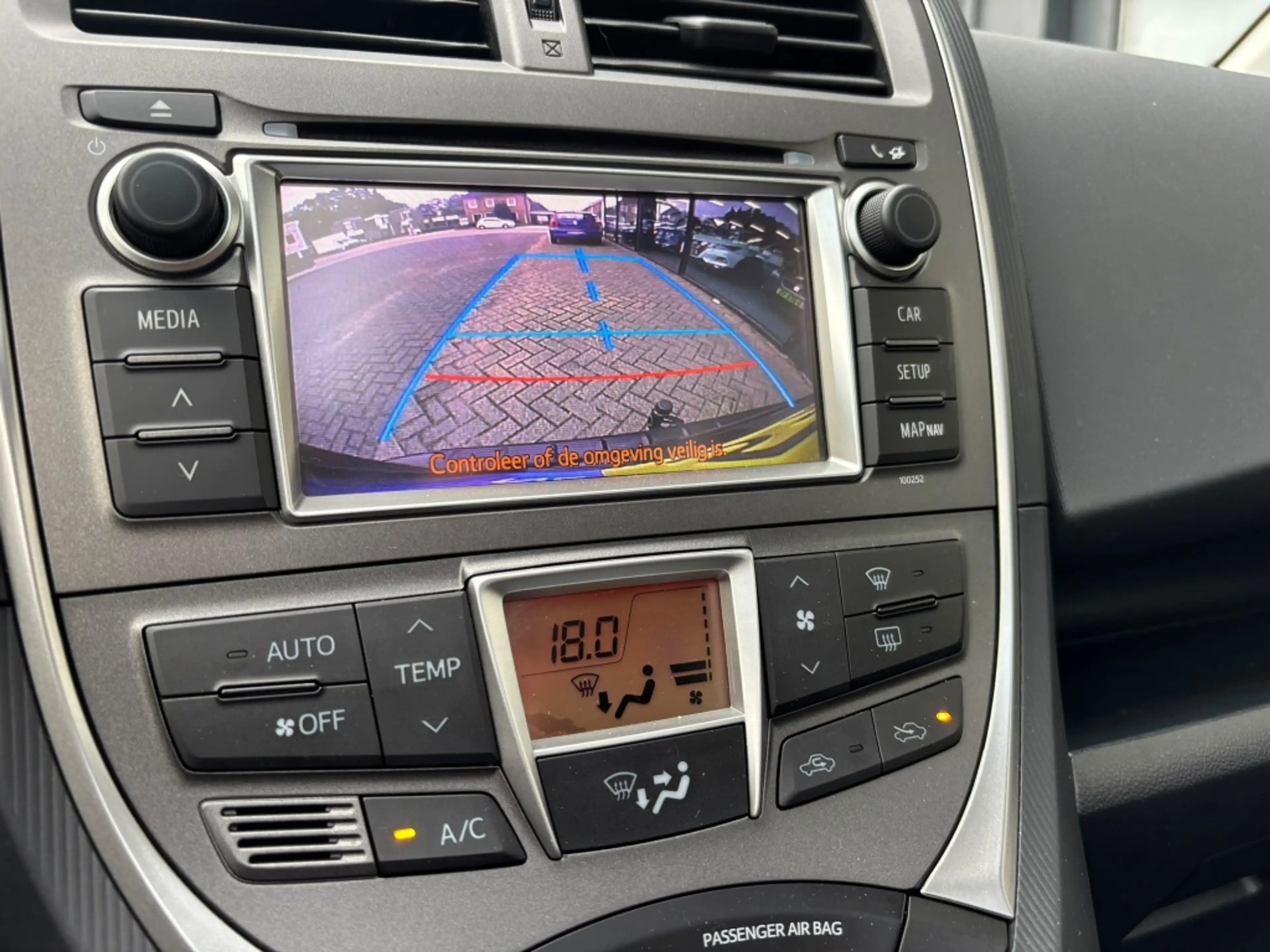 Toyota Verso-S 1.3 VVT-i Aspiration automaat Full options Nl Auto — photo 19