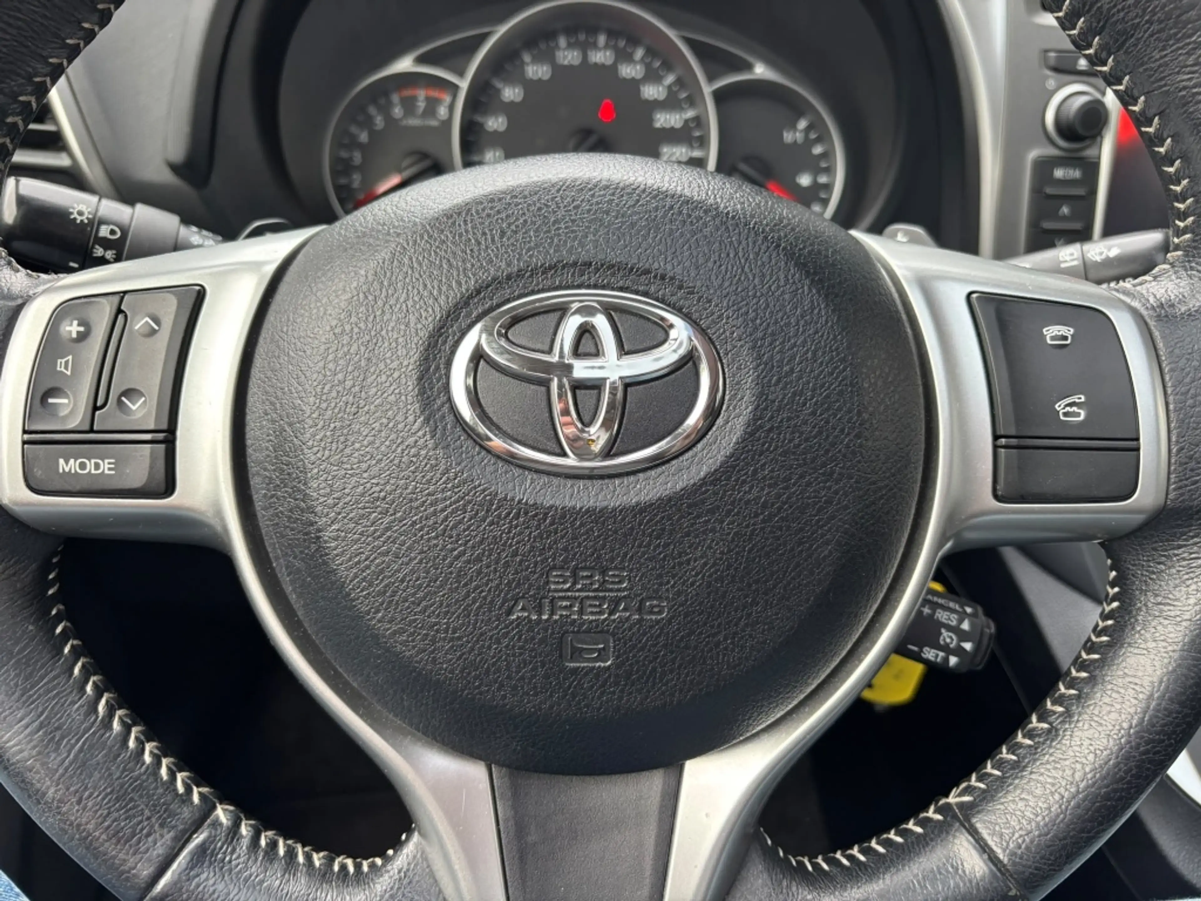 Toyota Verso-S 1.3 VVT-i Aspiration automaat Full options Nl Auto — photo 15
