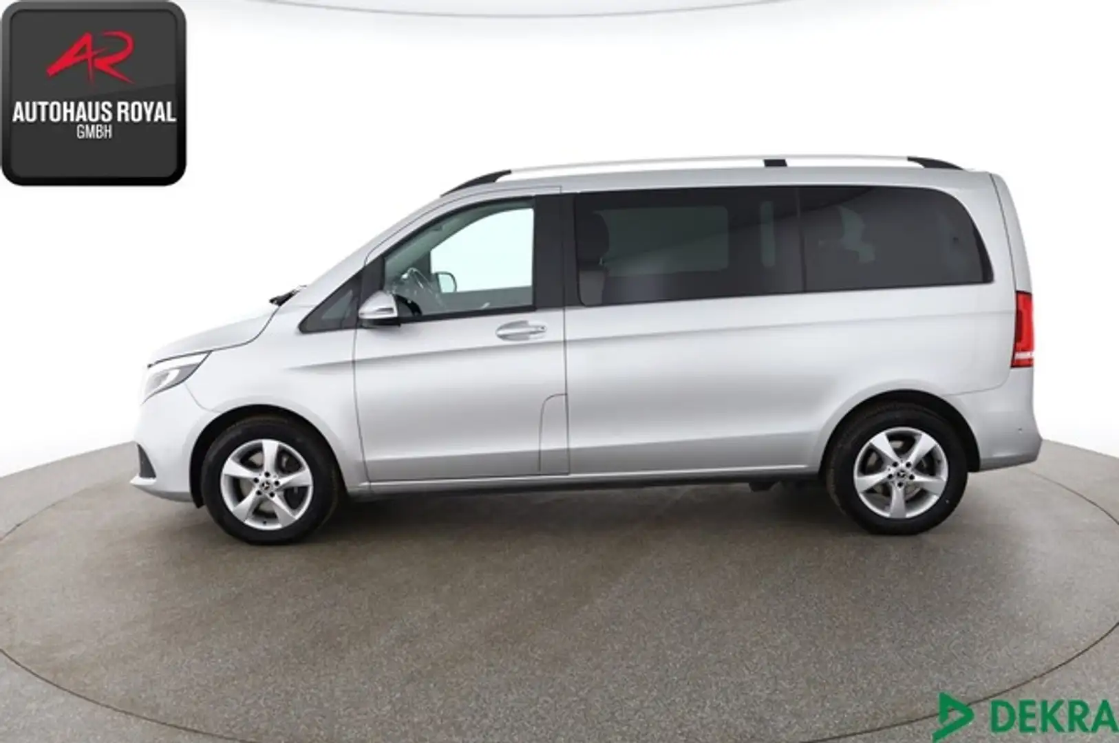 Mercedes-Benz V 300 d 4M SPORTPAKET STANDHZ,DISTRO,KAMERA,AHK Silber - 2