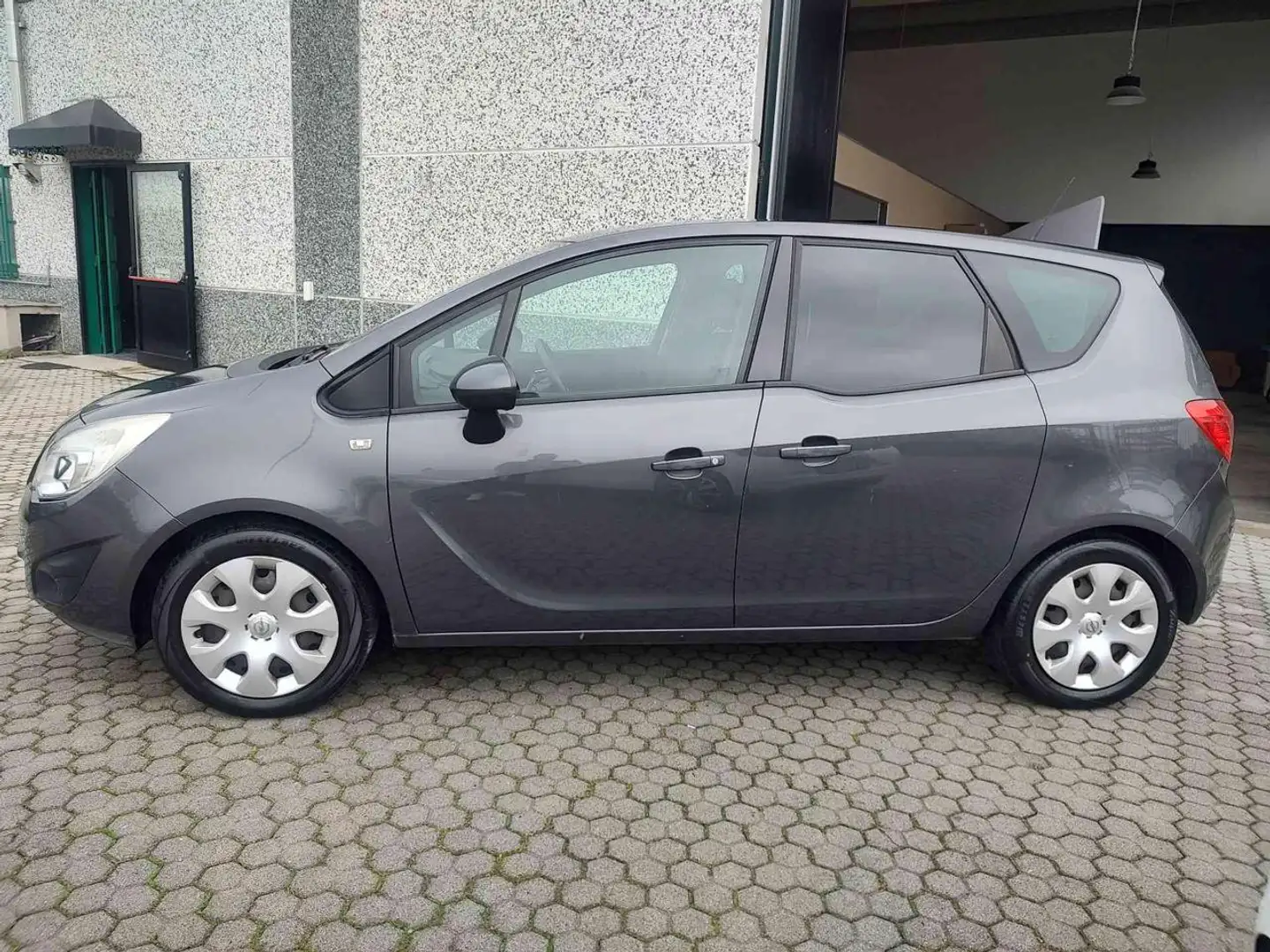 Opel Meriva 1.4 Turbo 120CV GPL Tech Cosmo Grau - 2