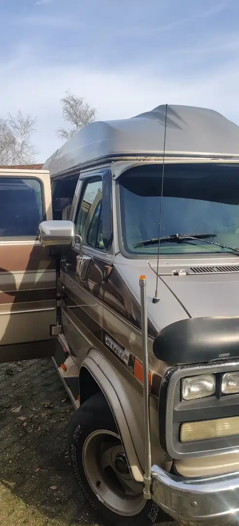 GMC Vandura 2500 Bronz - 2