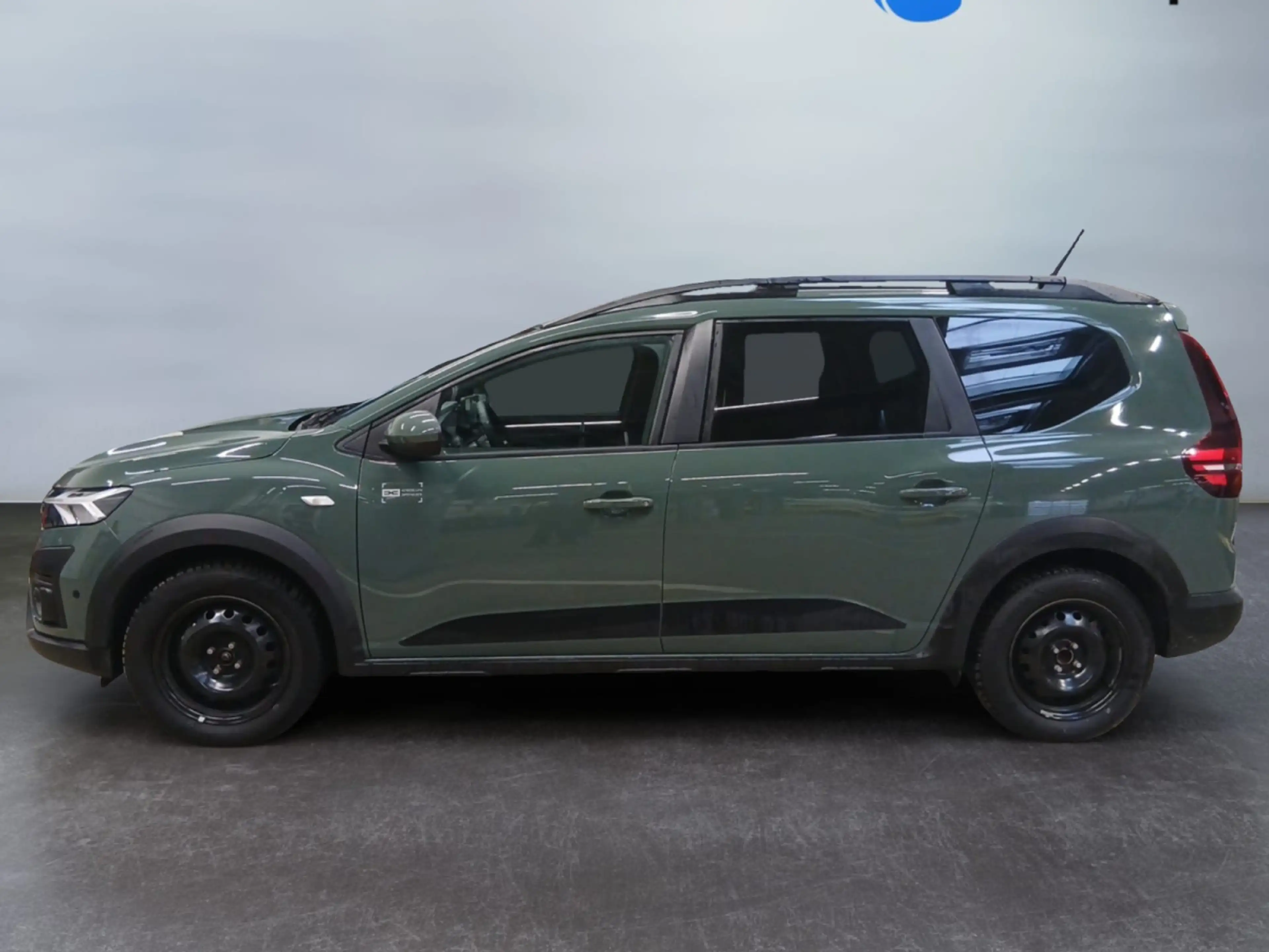 Dacia Jogger 1.6 Hybrid Expression 7pl. — photo 6