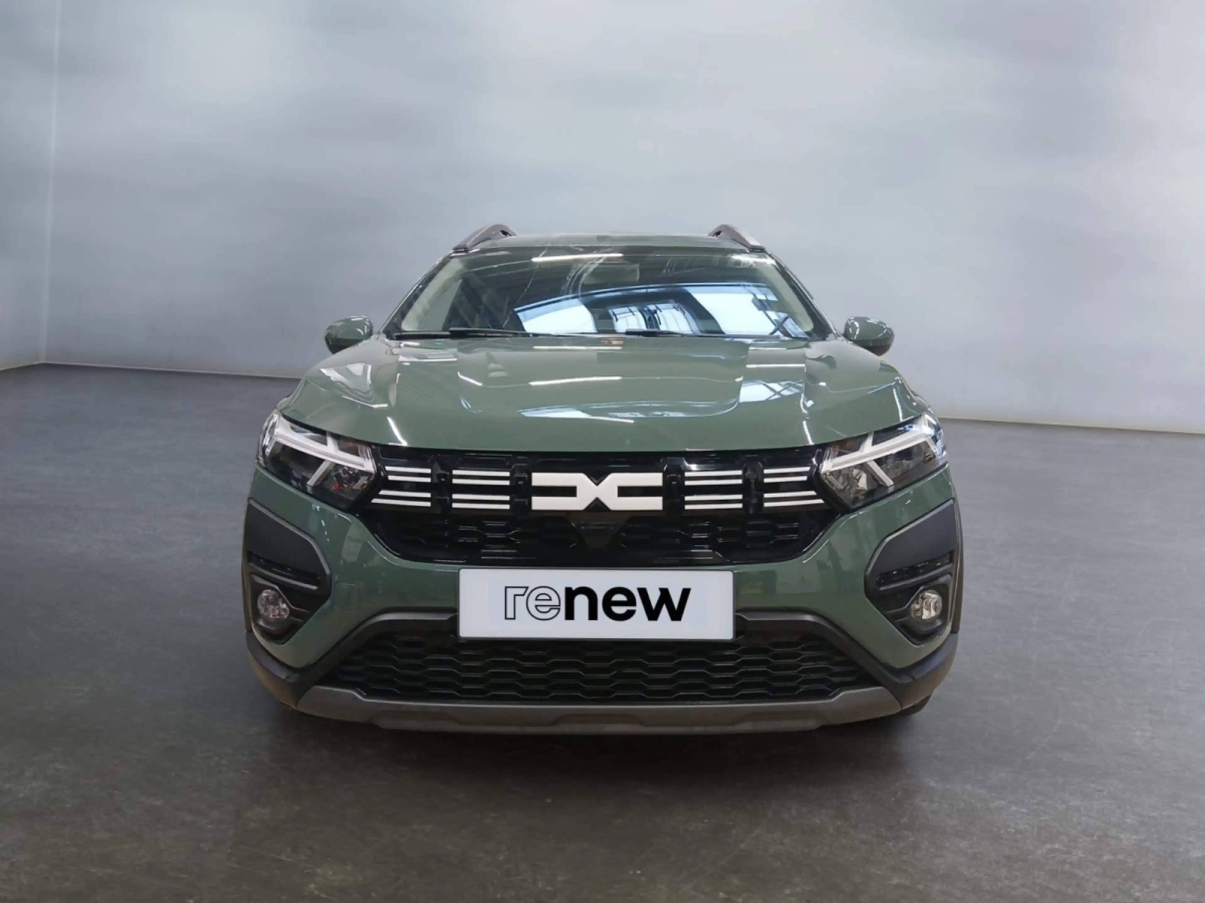Dacia Jogger 1.6 Hybrid Expression 7pl. — photo 3