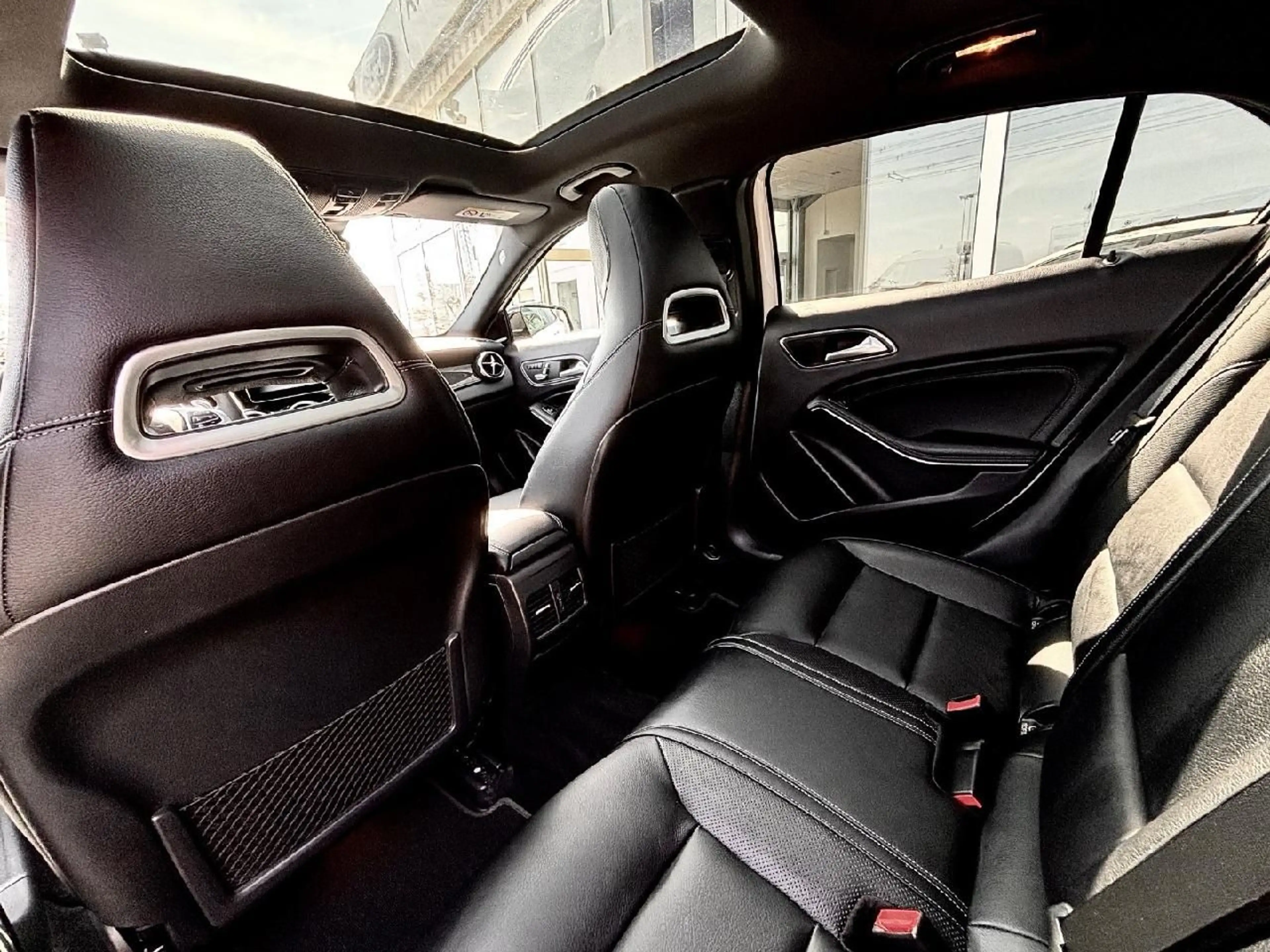 Mercedes-Benz GLA 45 AMG GLA GLA 45 AMG 4Matic — photo 10