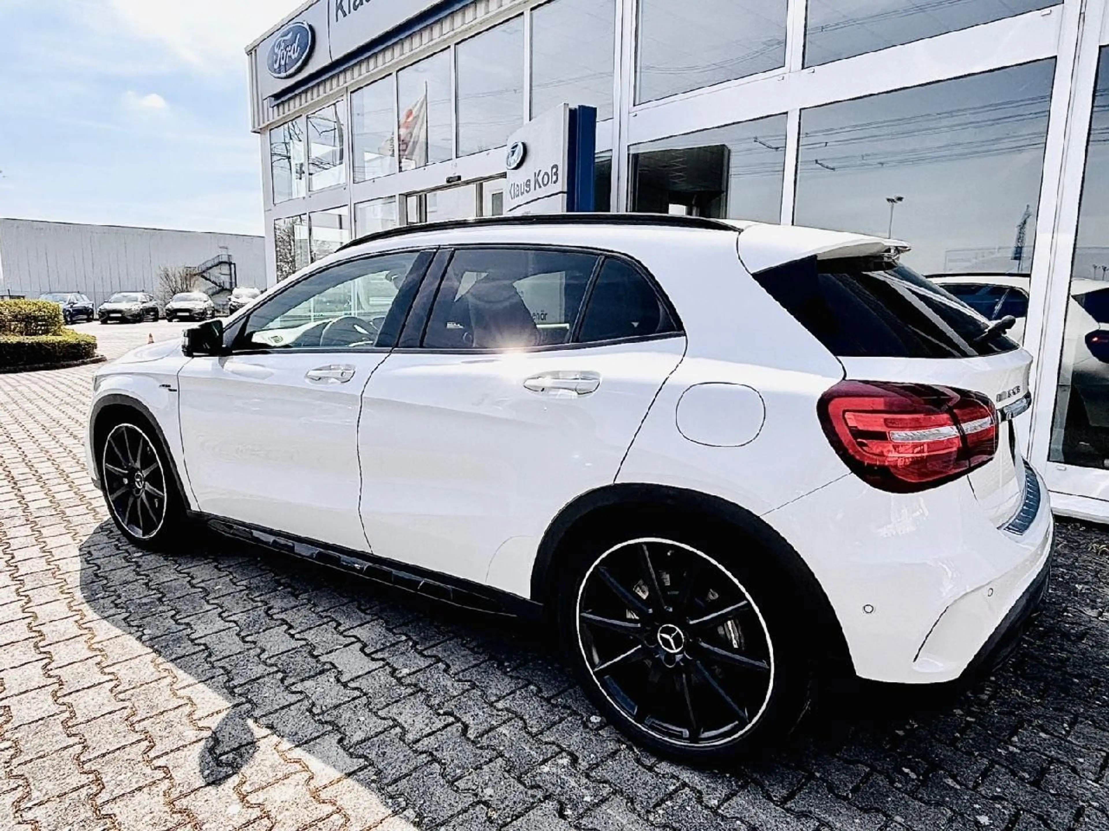 Mercedes-Benz GLA 45 AMG GLA GLA 45 AMG 4Matic — photo 5