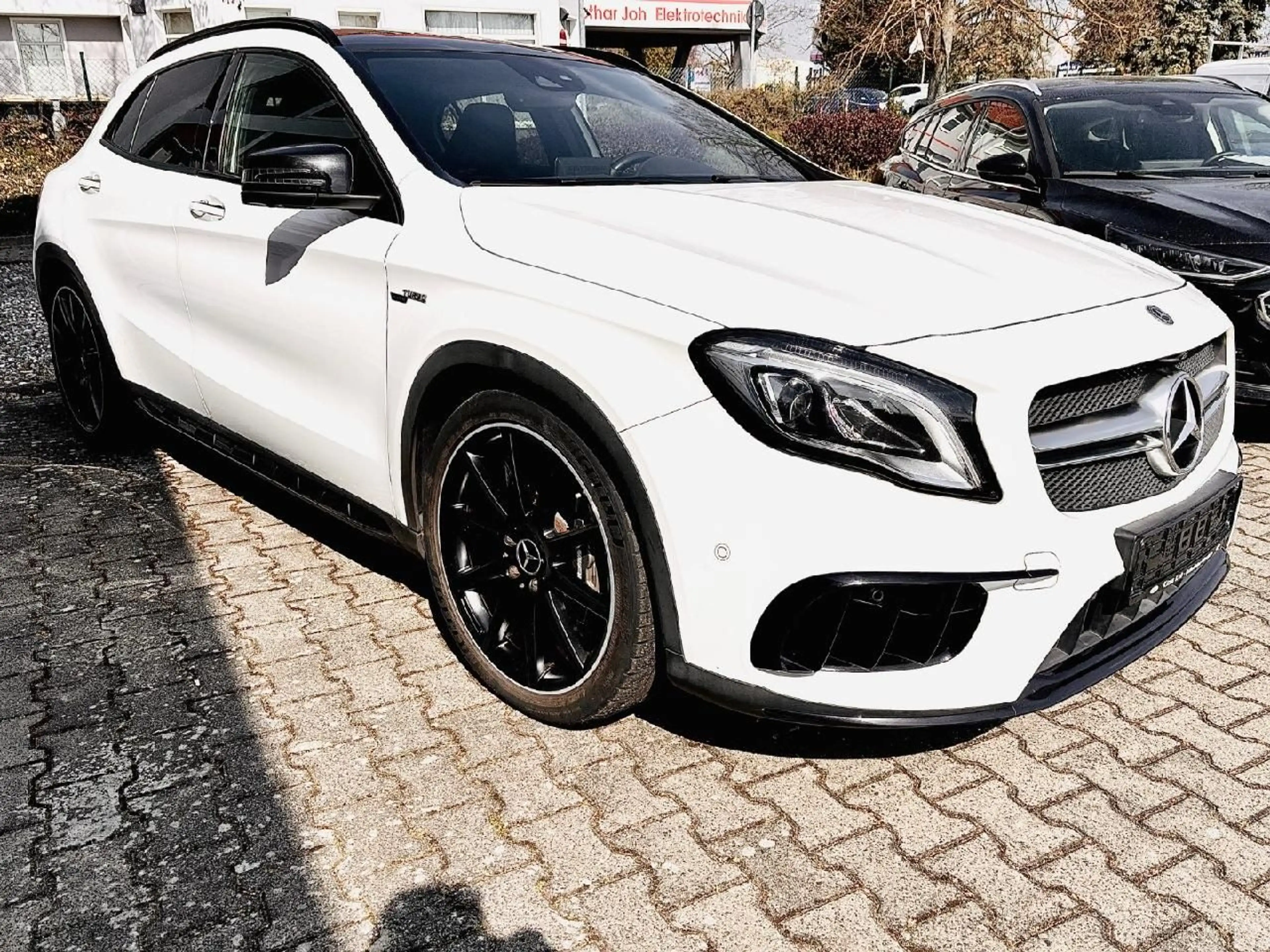 Mercedes-Benz GLA 45 AMG GLA GLA 45 AMG 4Matic — photo 3