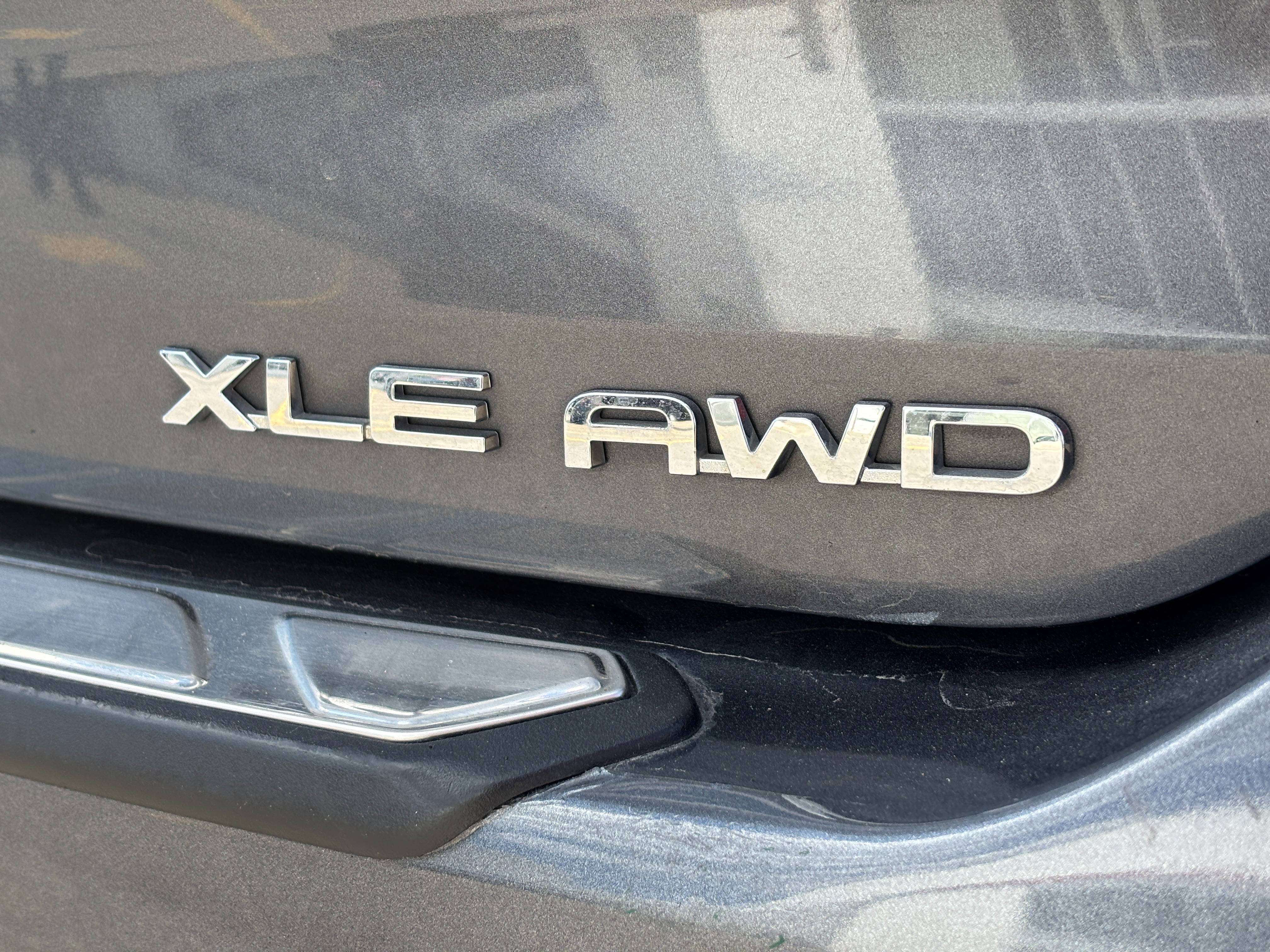 used 2023 Toyota Highlander car, priced at $35,995