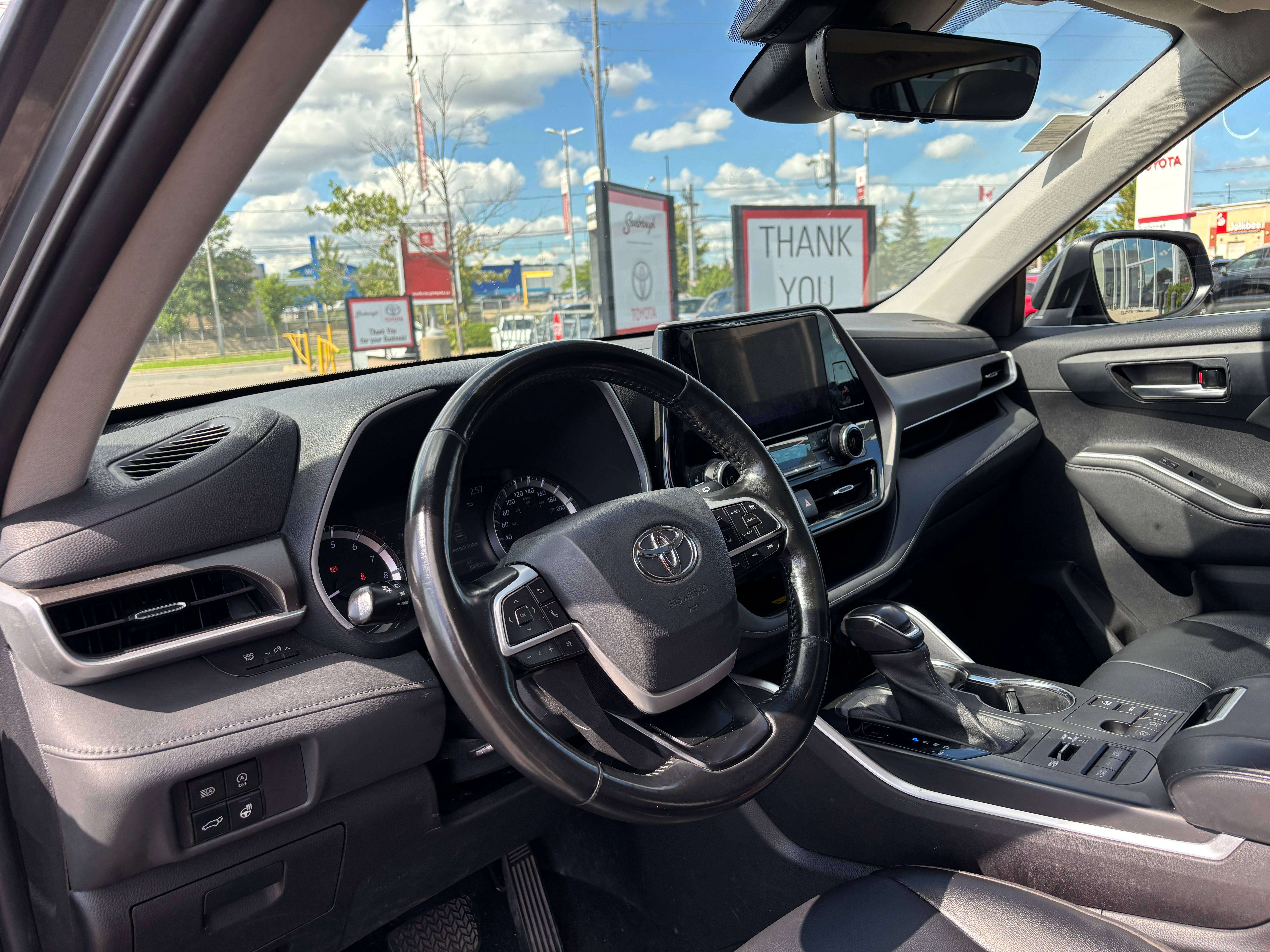 used 2023 Toyota Highlander car, priced at $35,995