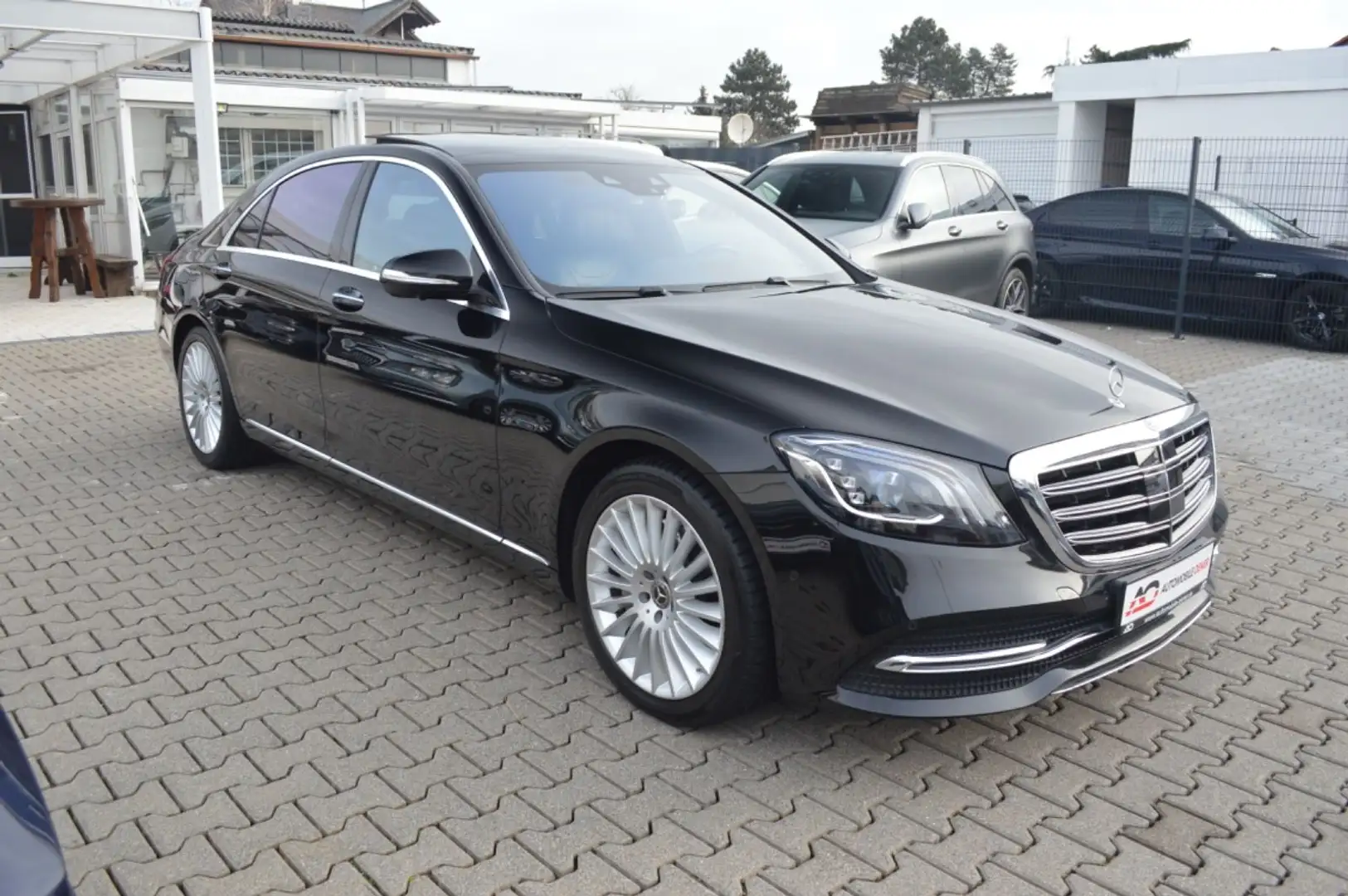 Mercedes-Benz S 560 e LANG Chauffer-Paket*Pano*4xEl.Sitze*Mega* Negru - 2