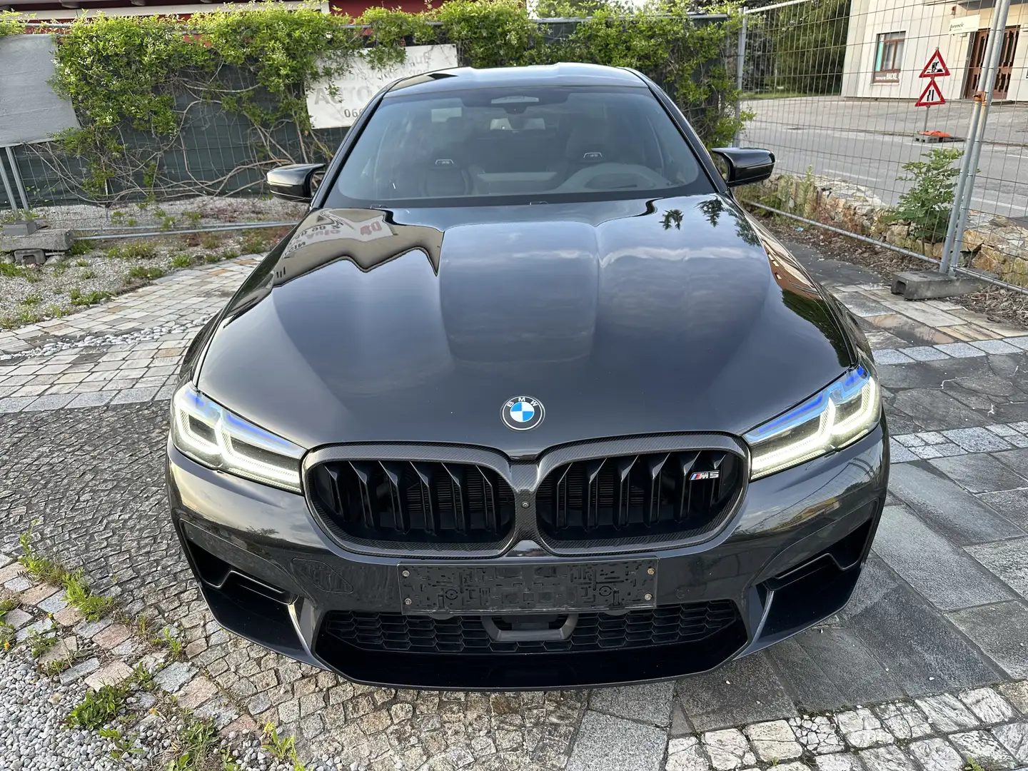 BMW M5 F90,Facelift,1.Besitz Schwarz - 2