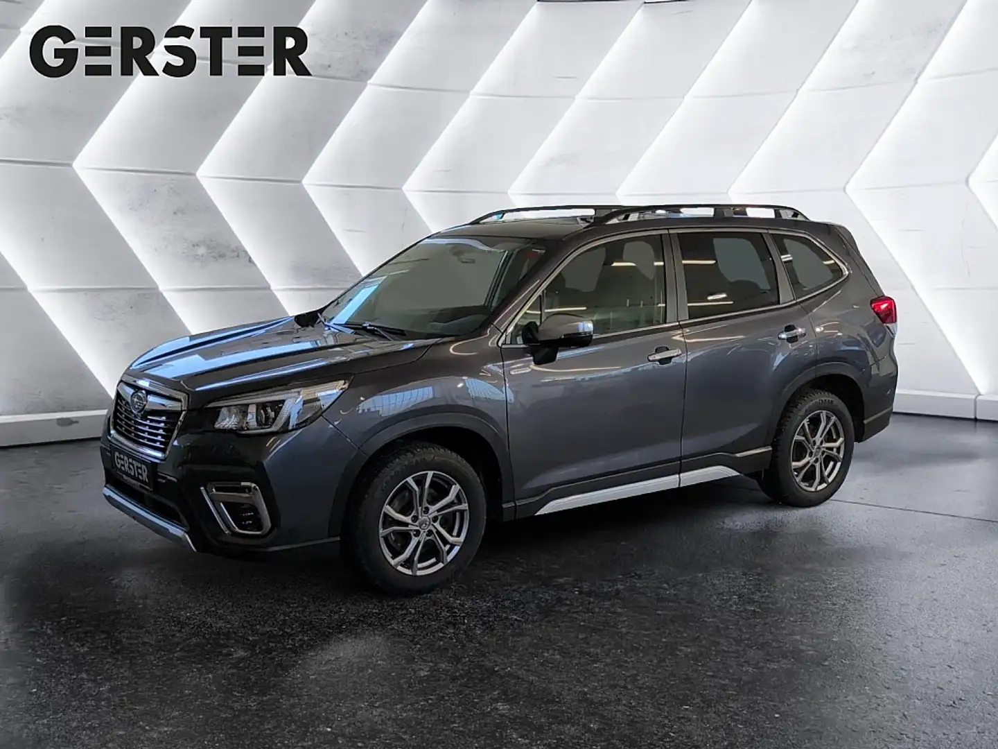 Subaru Forester 2,0i e-Boxer Style AWD Aut. Серый - 1