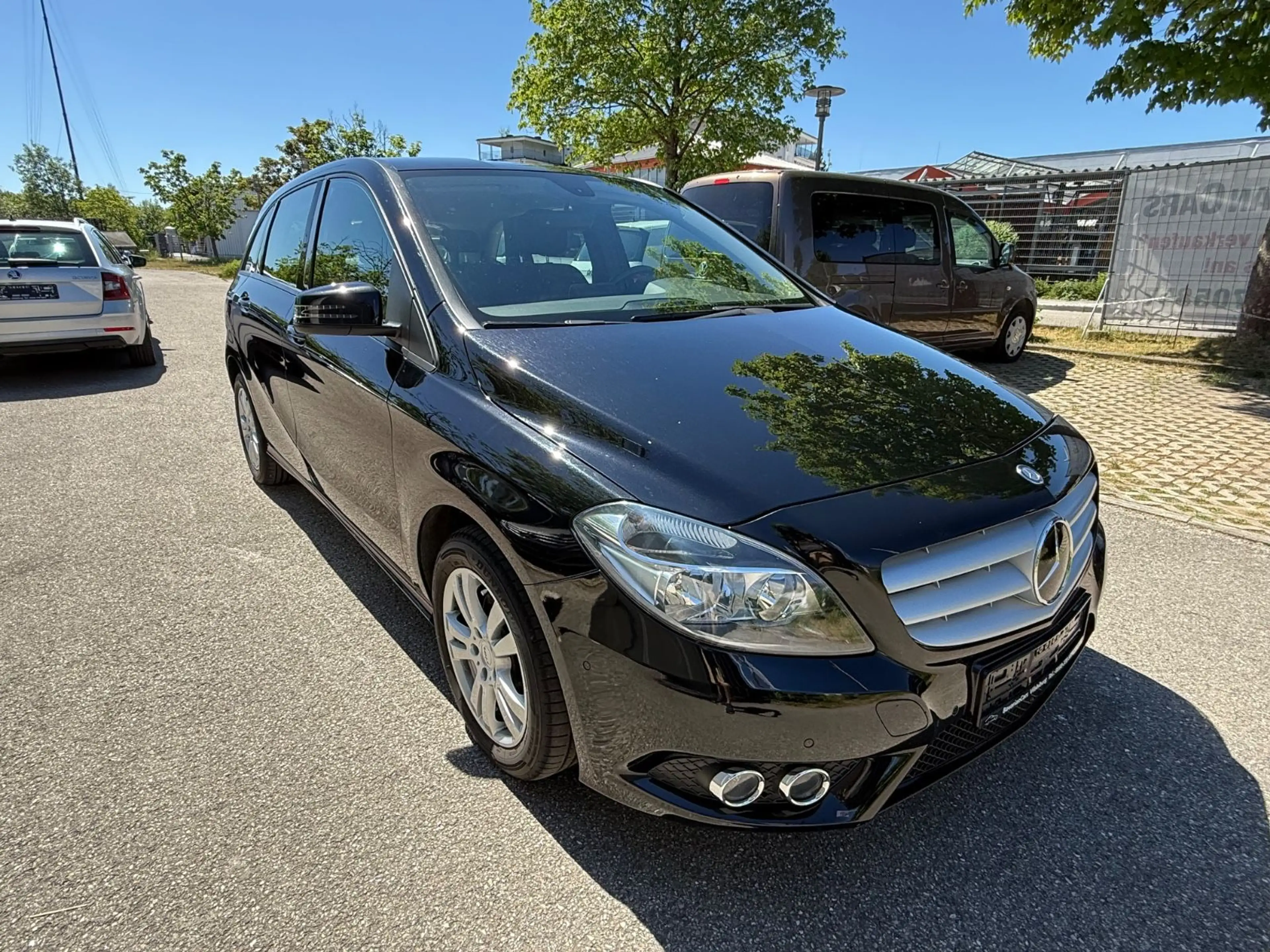 Mercedes-Benz B 220 CDI, 2. Hand, lückenl. bei Mercedes — photo 3