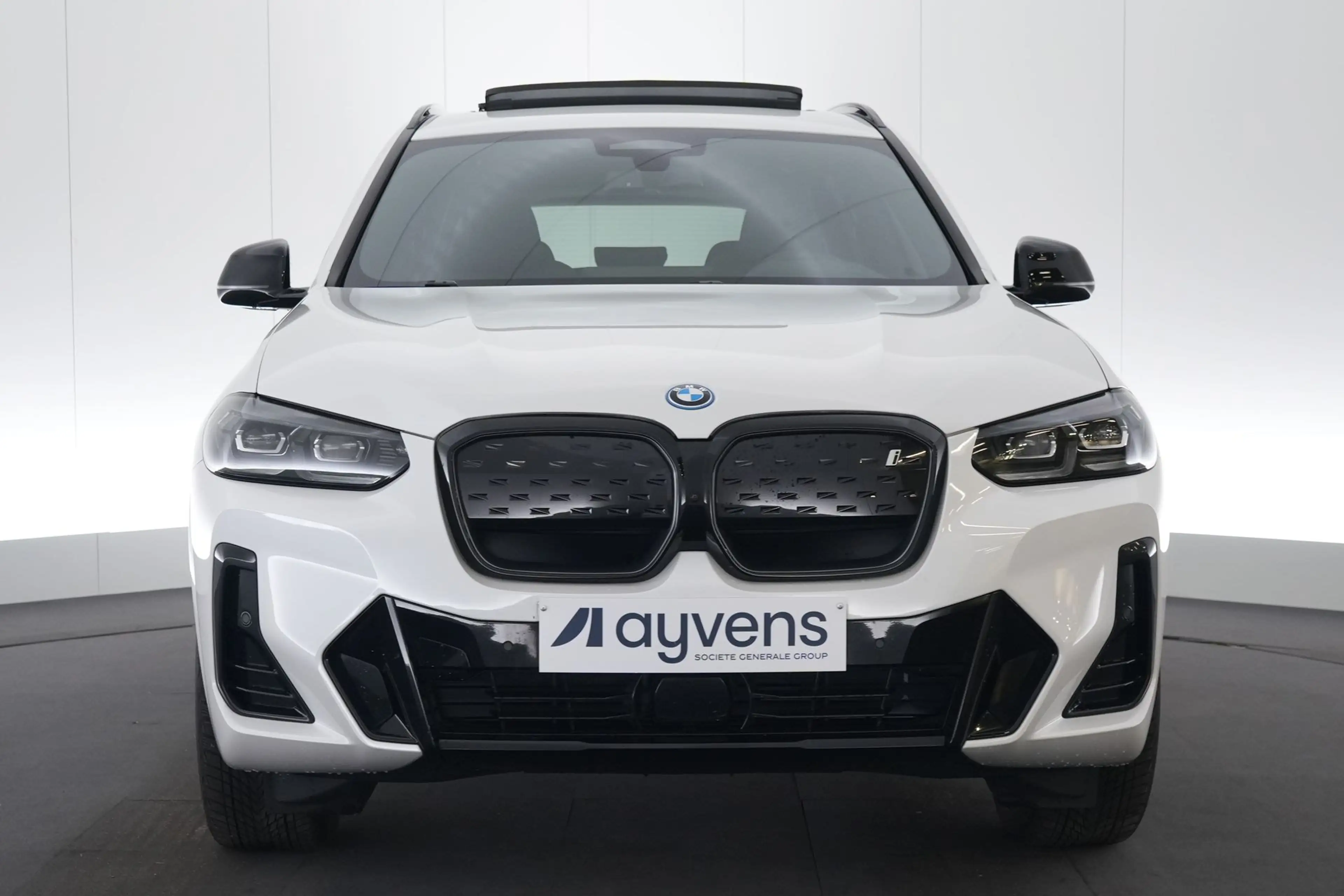 BMW iX3 80 kWh Impressive Dark Shadow LEDER/CUIR Adapt. LE — photo 2