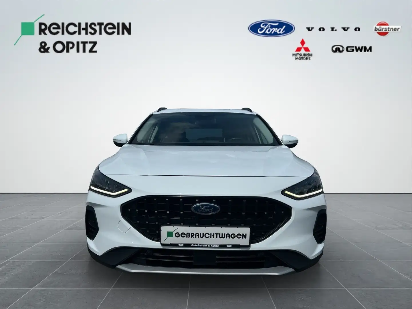 Ford Focus 1,0 EcoBoost Mild-Hybrid Active Turnier Weiß - 2
