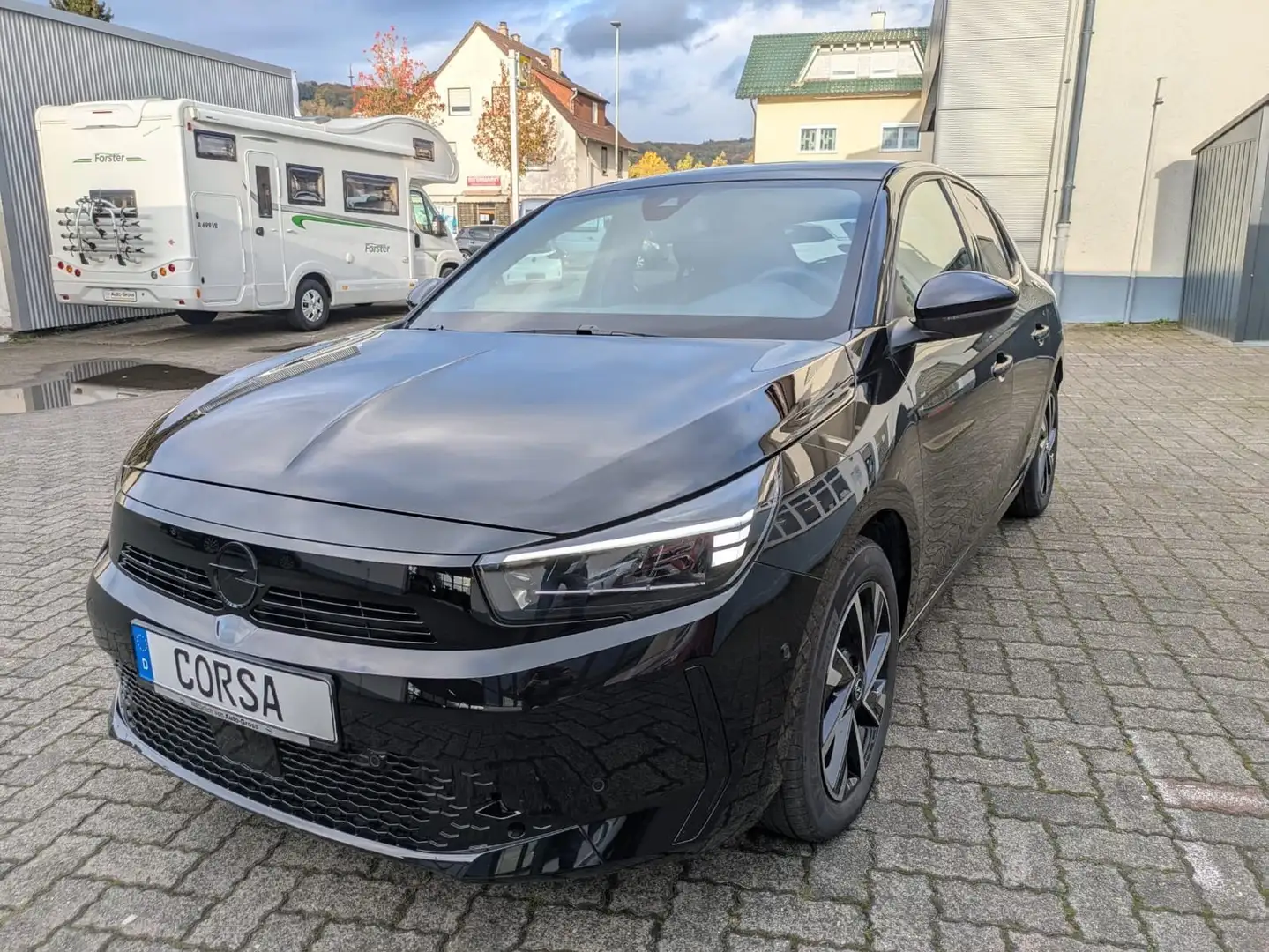 Opel Corsa F GS Schwarz - 1