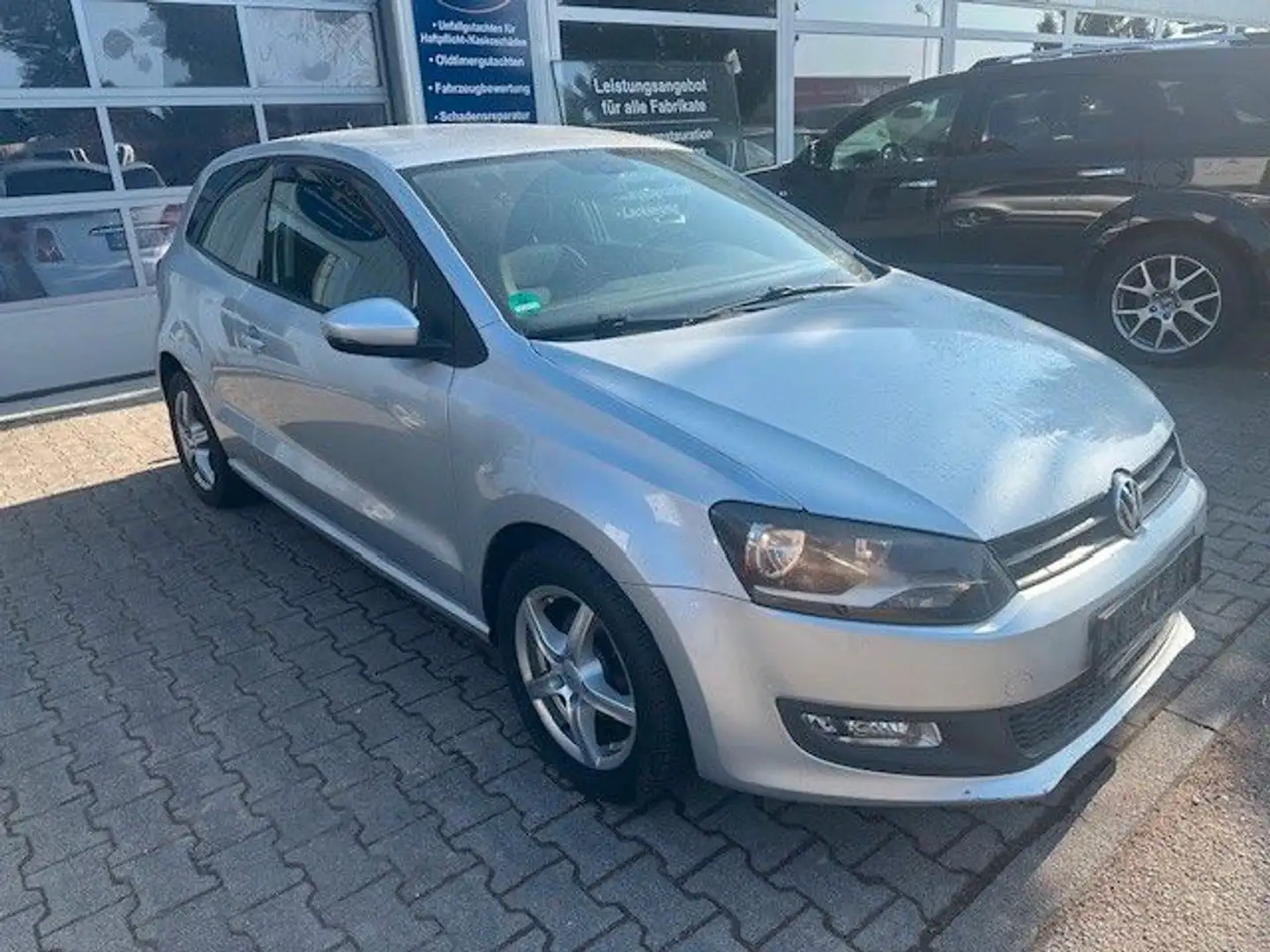 Volkswagen Polo V Team 1,6 TDI Silber - 1