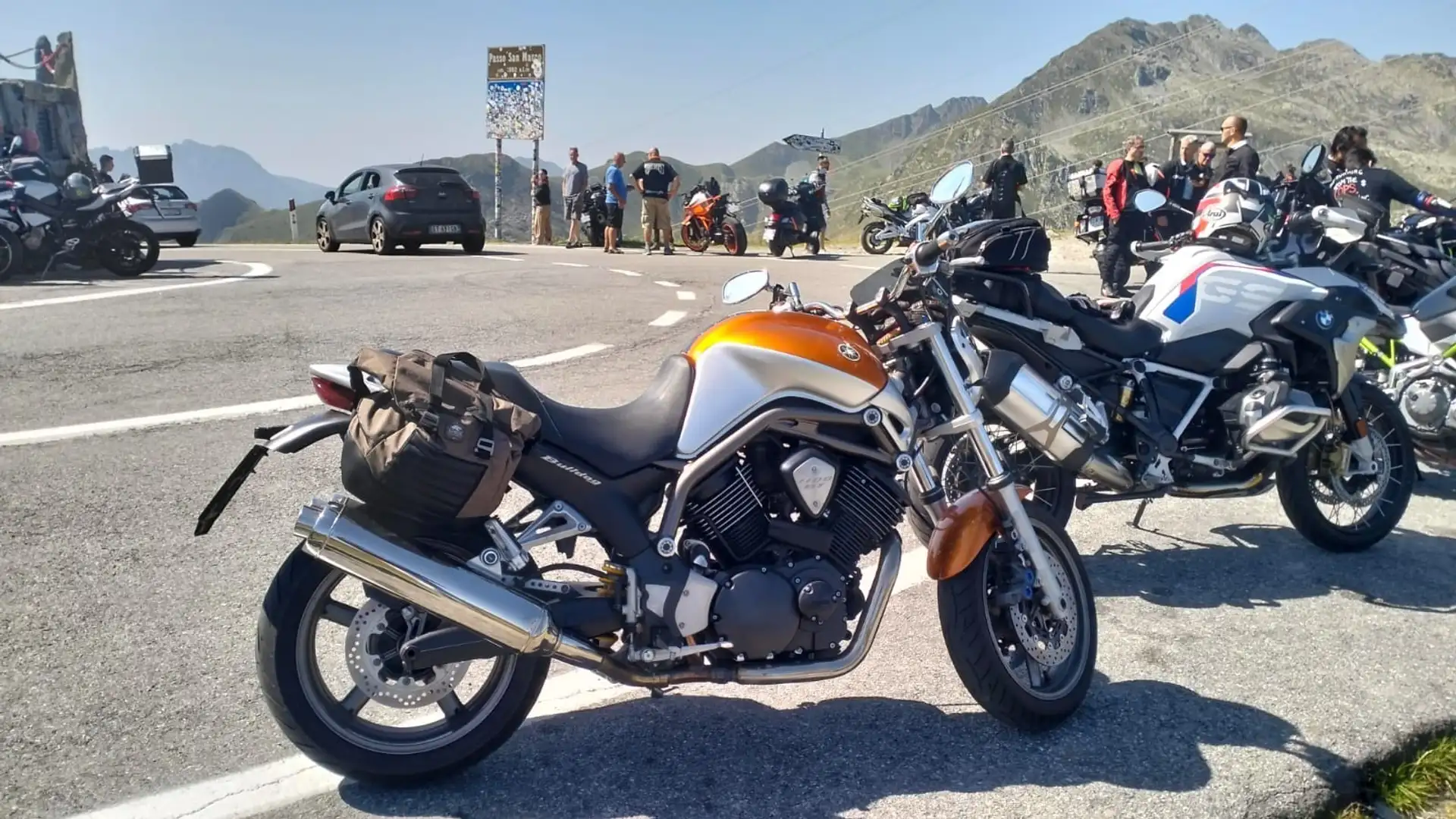 Yamaha BT 1100 Bulldog Orange - 1